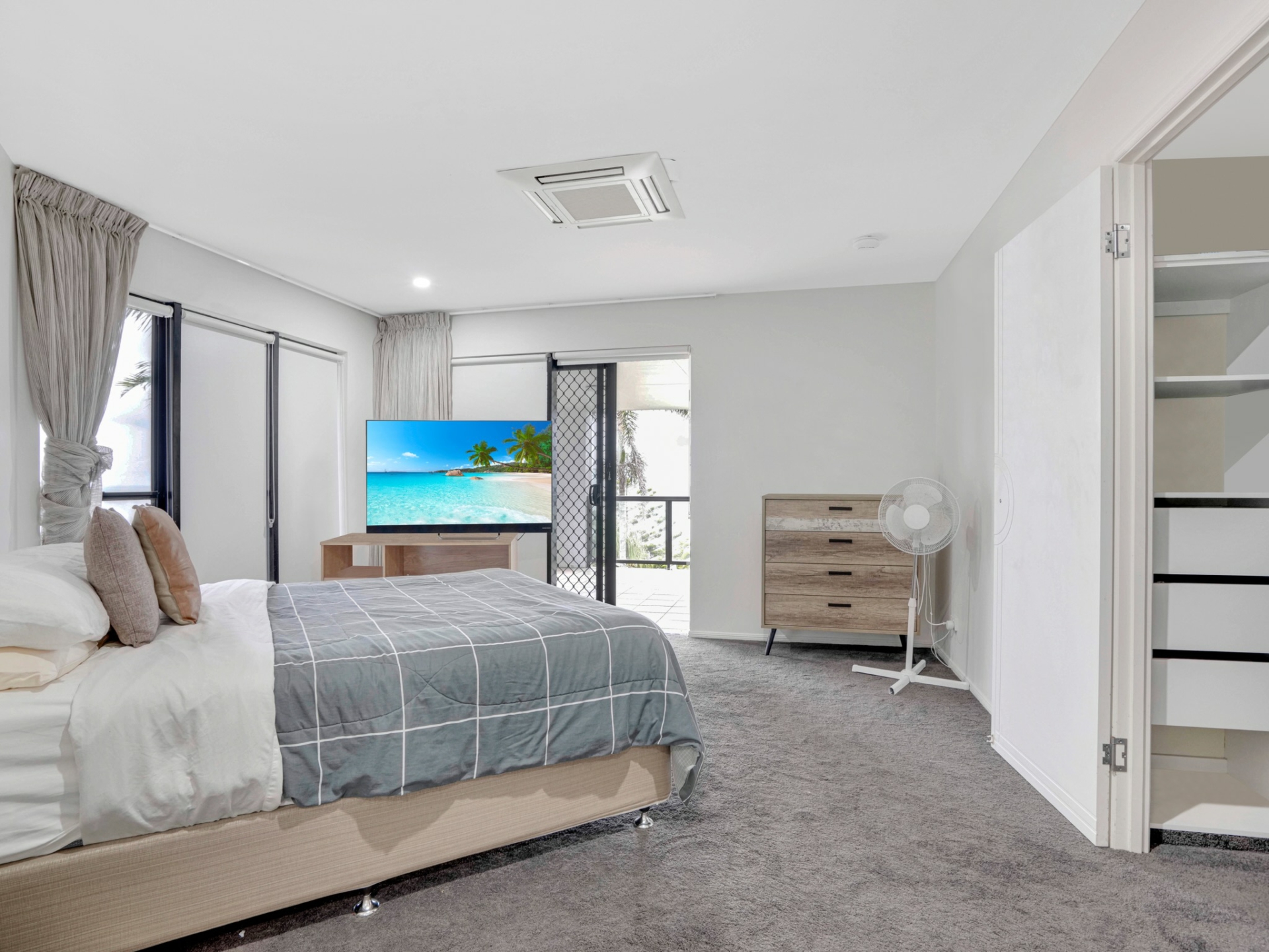 17 Sunrise Place, BLACKS BEACH