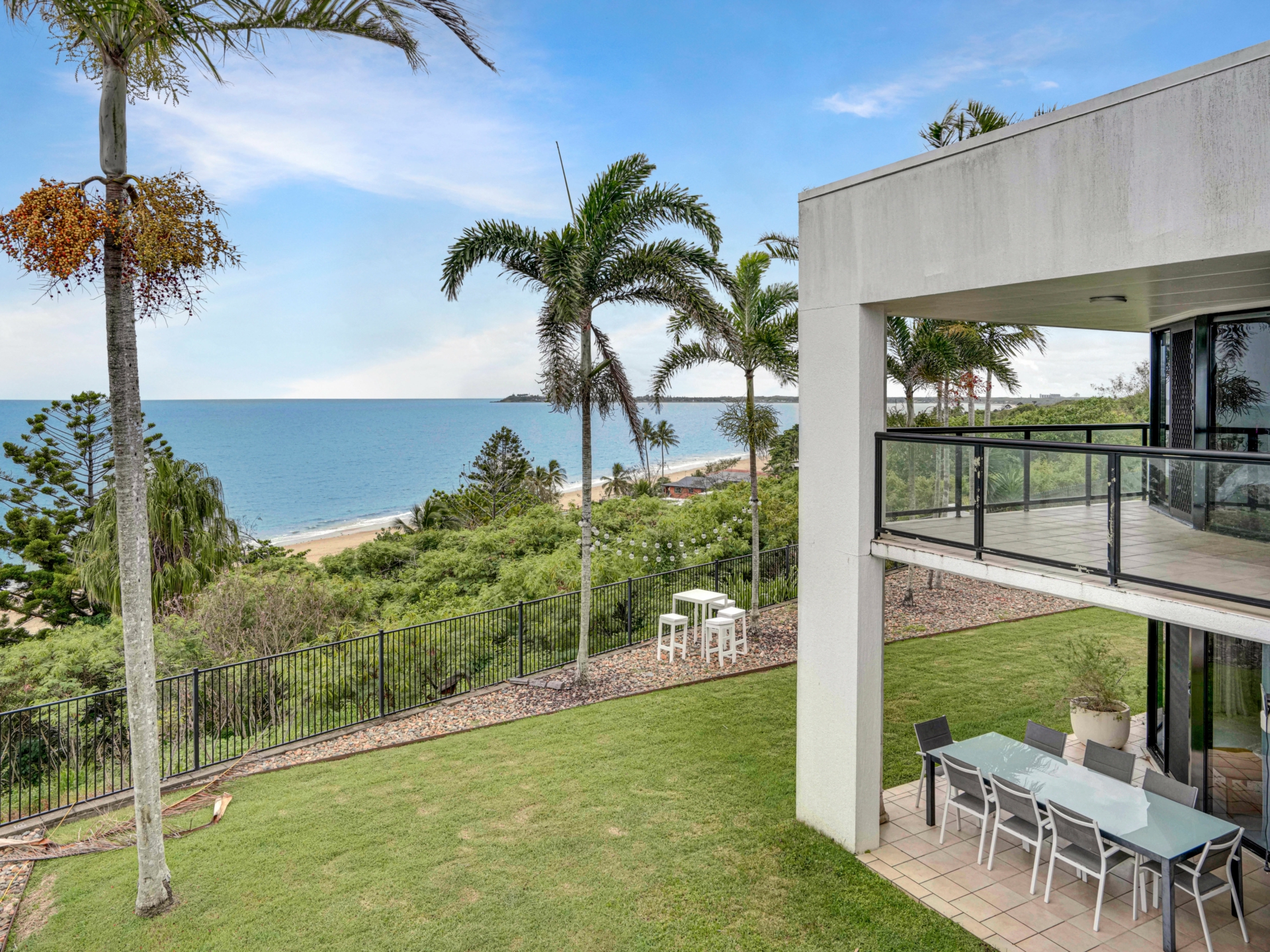 17 Sunrise Place, BLACKS BEACH