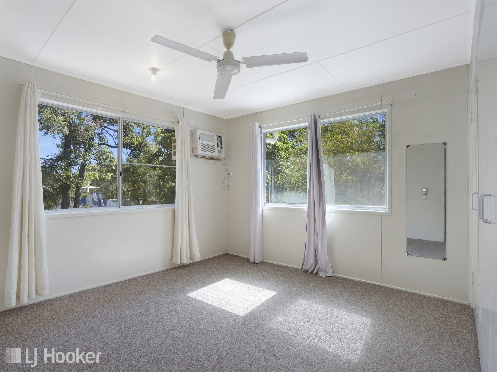 52 Winterer Crescent Dysart QLD House for Sale LJ Hooker