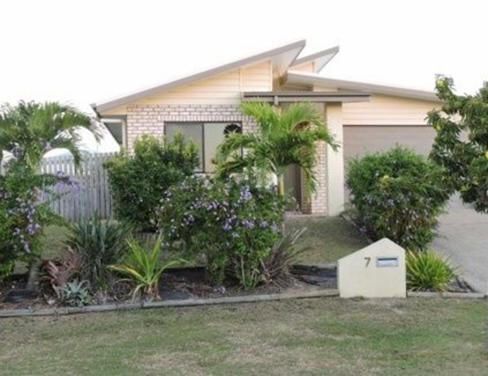 7 Lance Street, BUCASIA