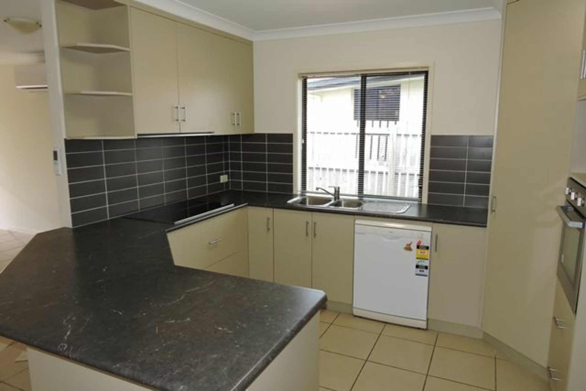 7 Lance Street, BUCASIA