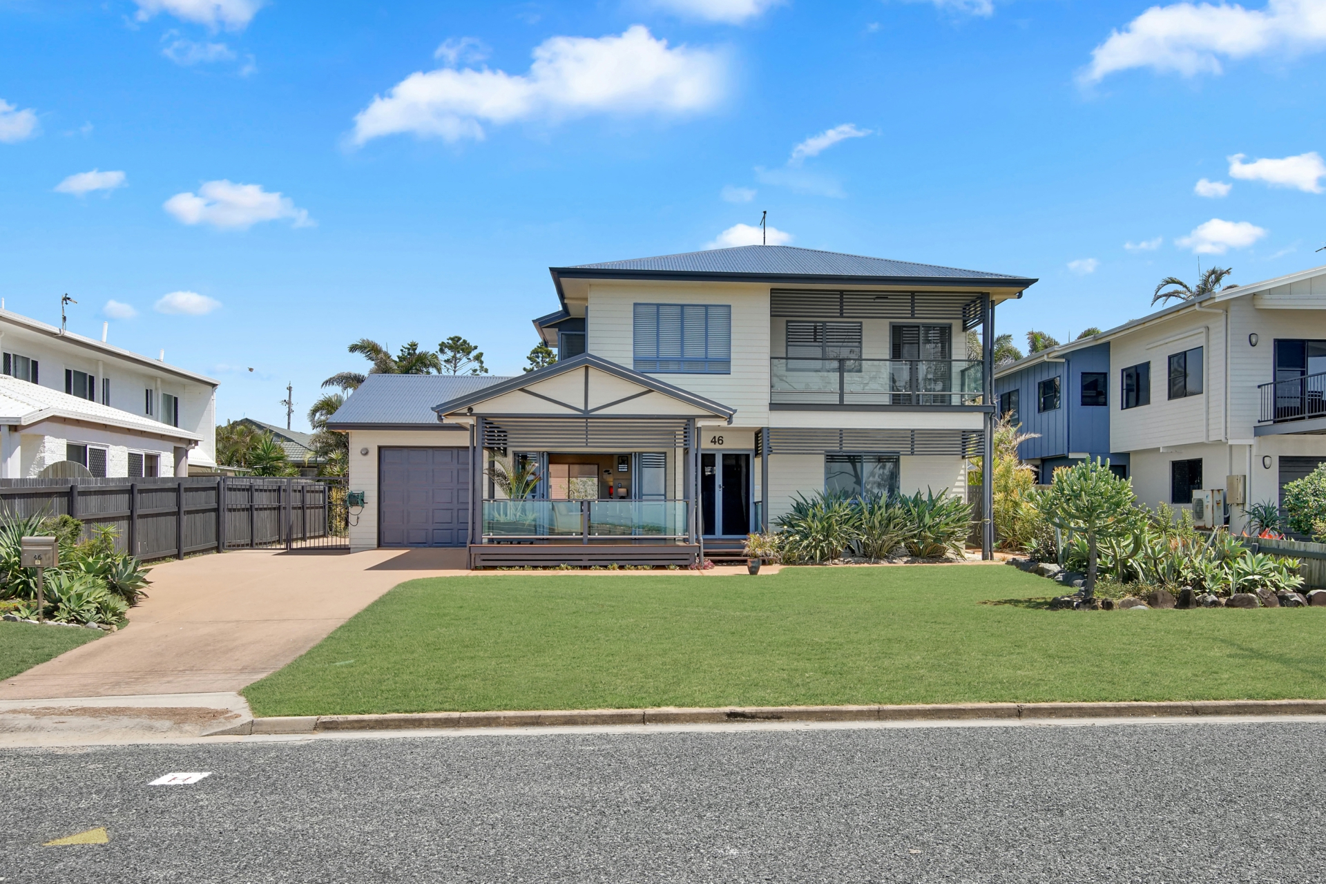 46 Pacific Esplanade, SLADE POINT