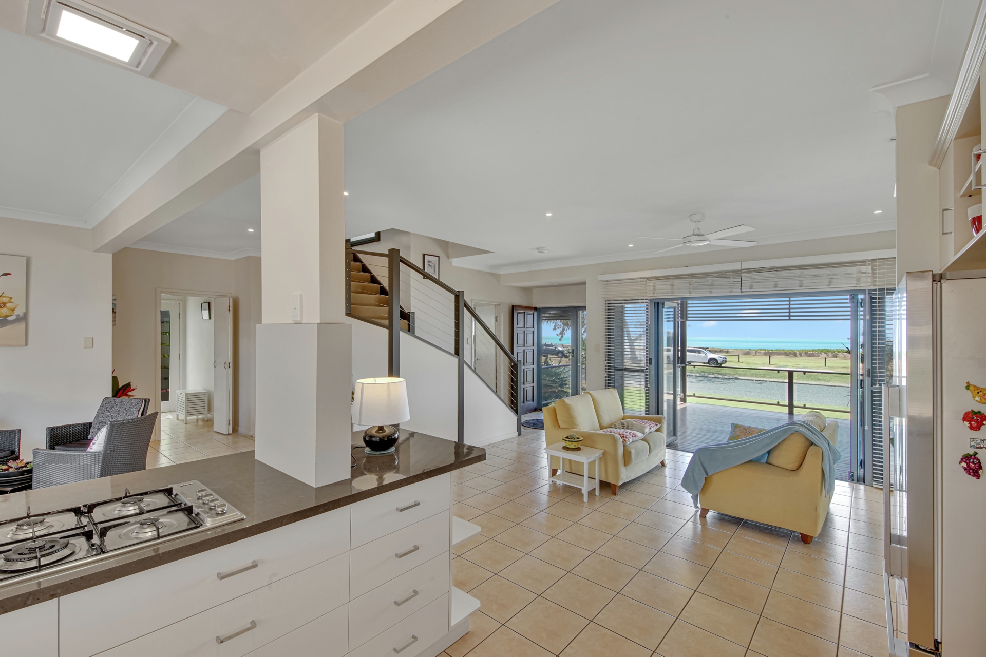 46 Pacific Esplanade, SLADE POINT