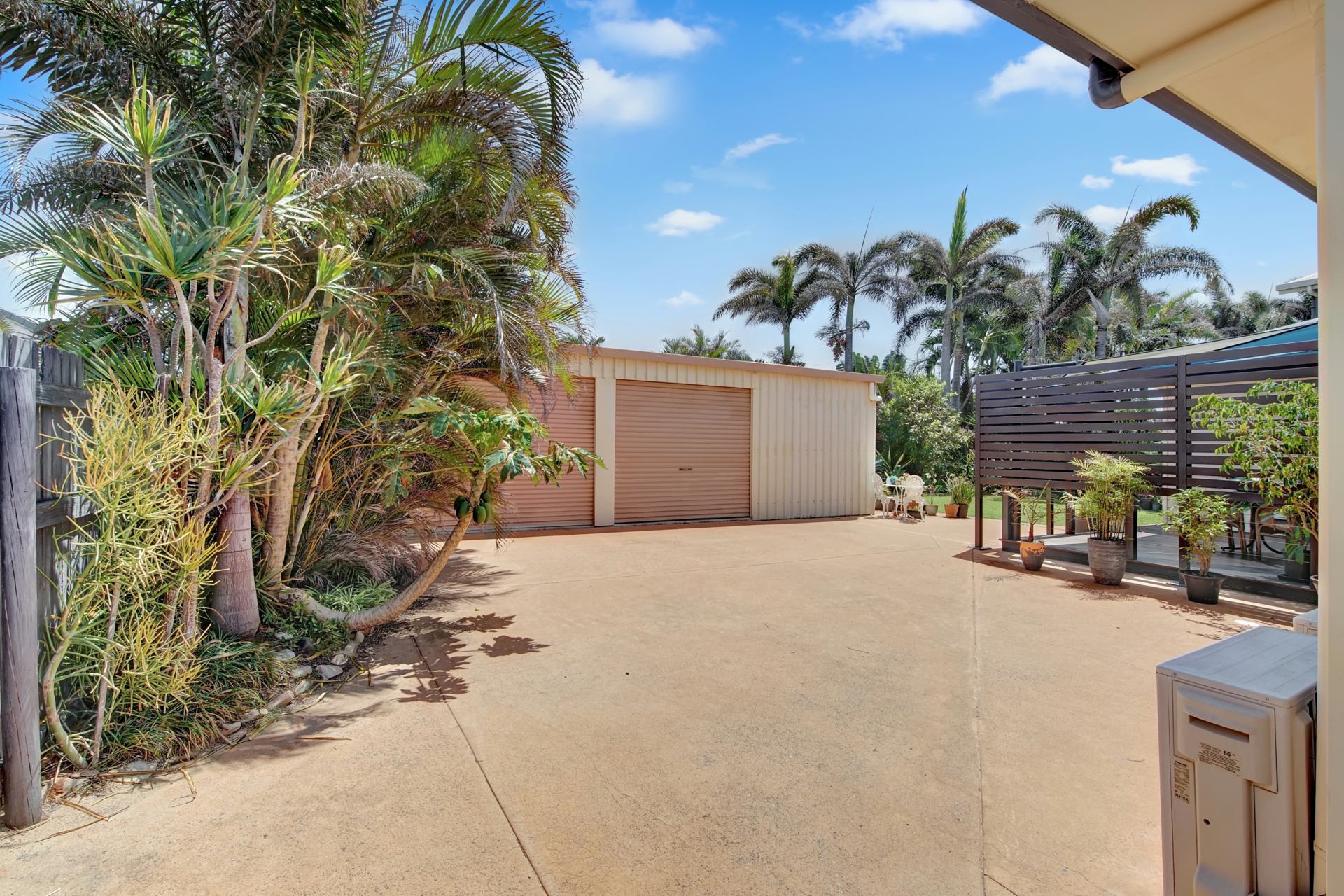 46 Pacific Esplanade, SLADE POINT
