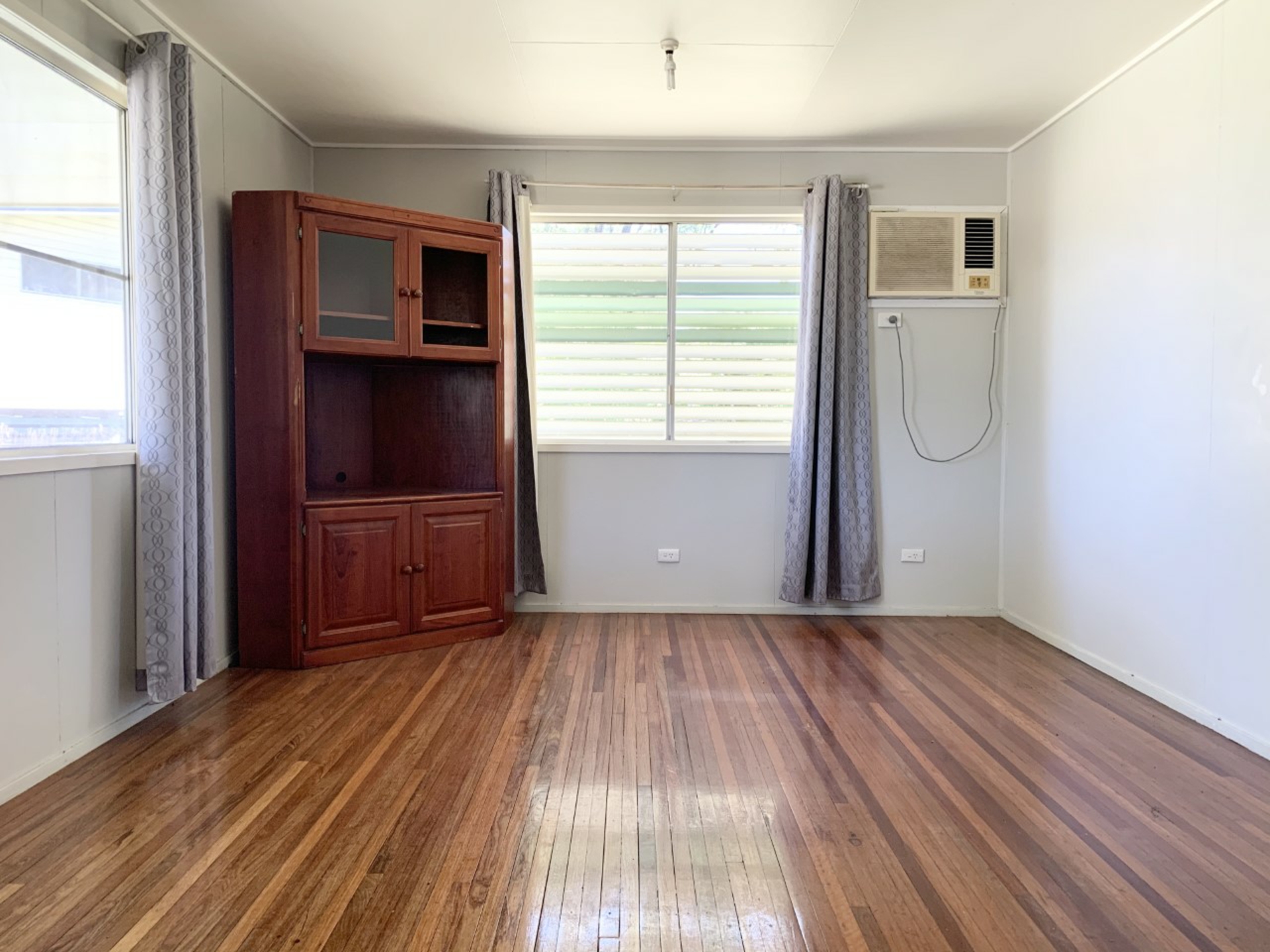 40 Singleton Street Dysart QLD - Property Details - LJ Hooker