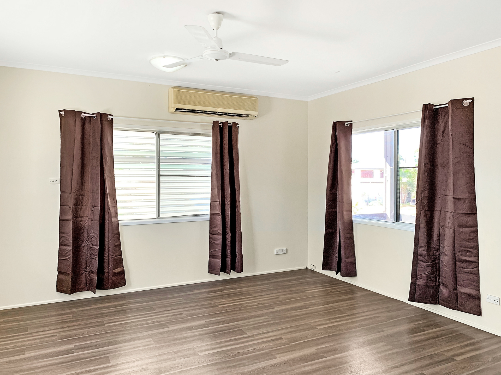 35 Cuthbert Street — photo 2 of 10