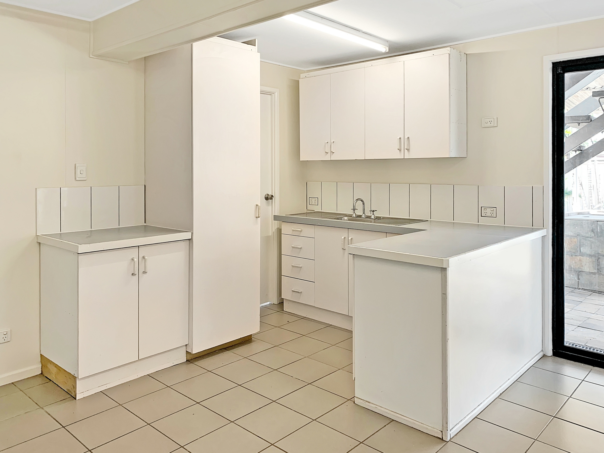 35 Cuthbert Street — photo 6 of 10
