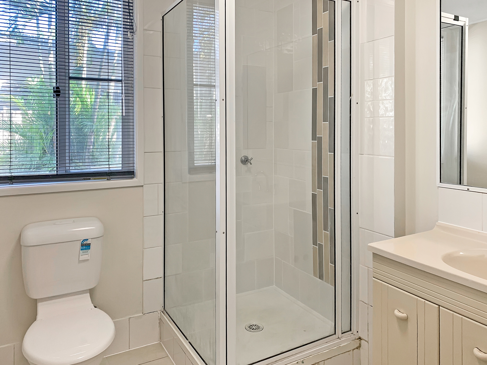 35 Cuthbert Street — photo 8 of 10