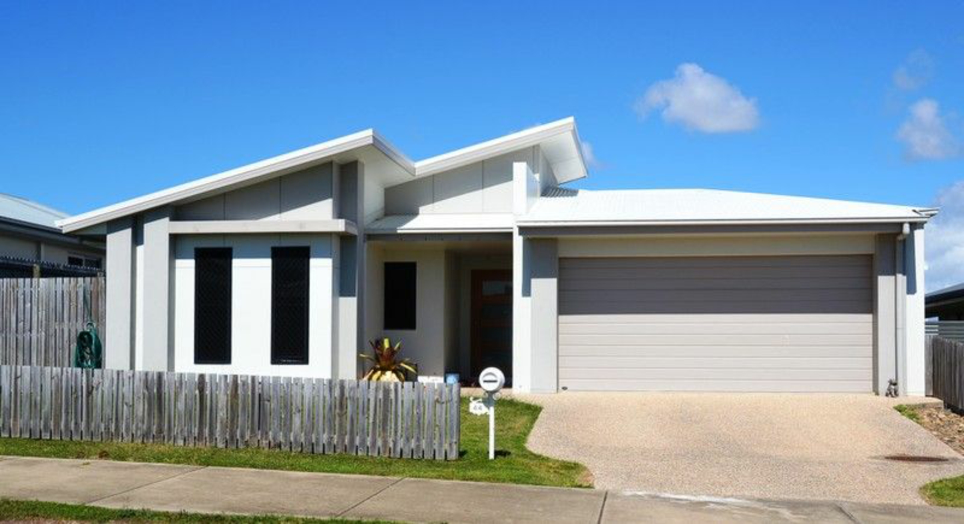 44 Montgomery Street, RURAL VIEW