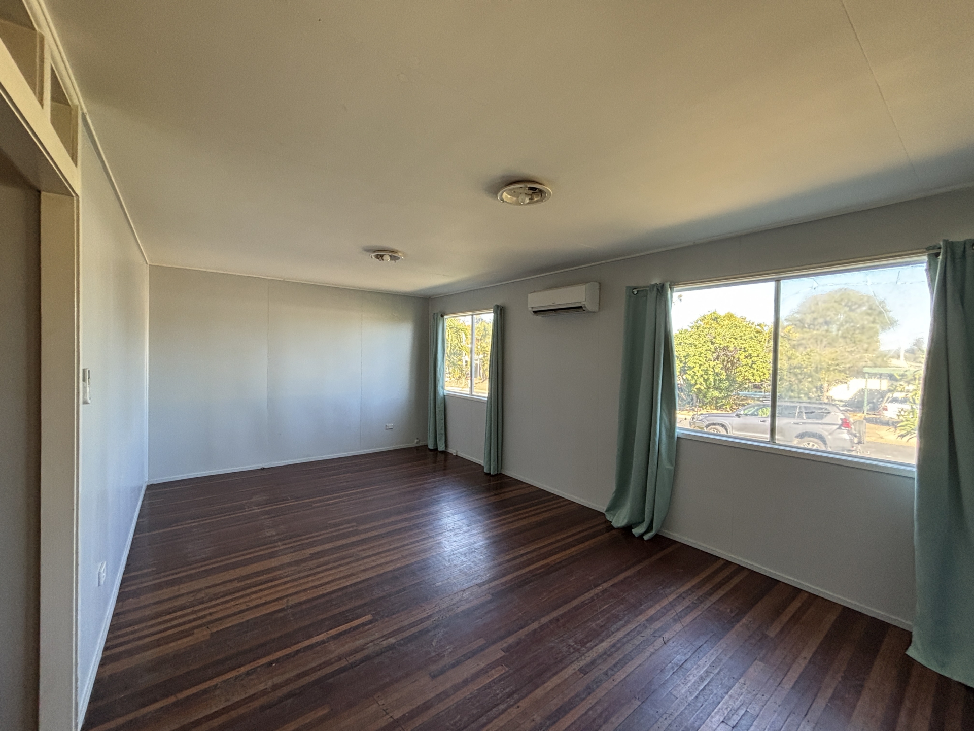 9 Gerrard Street — photo 8 of 13