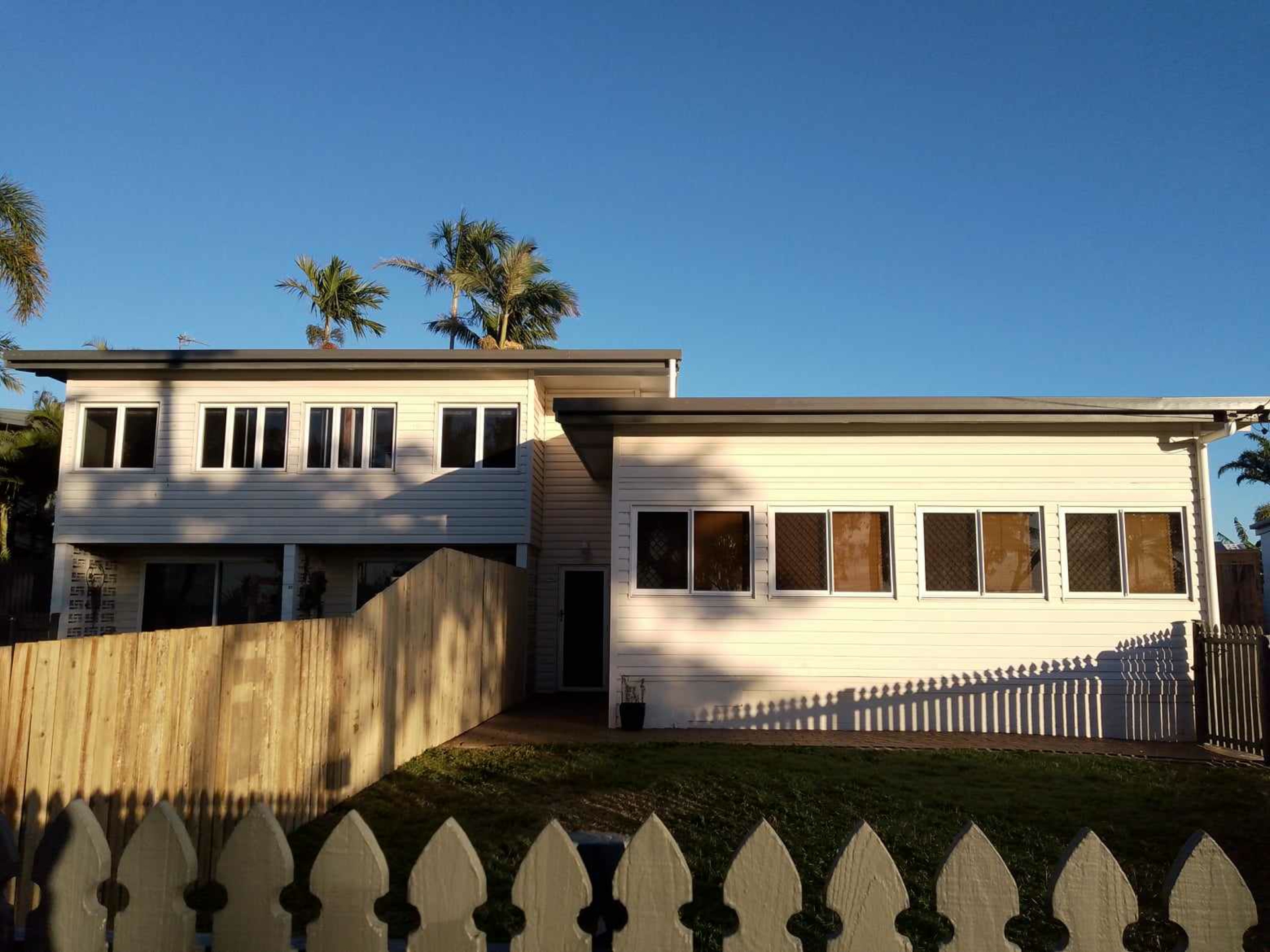 24a Binnington Esplanade, EAST MACKAY
