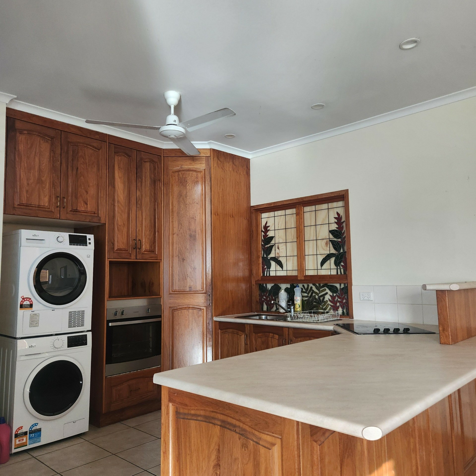 24a Binnington Esplanade, EAST MACKAY