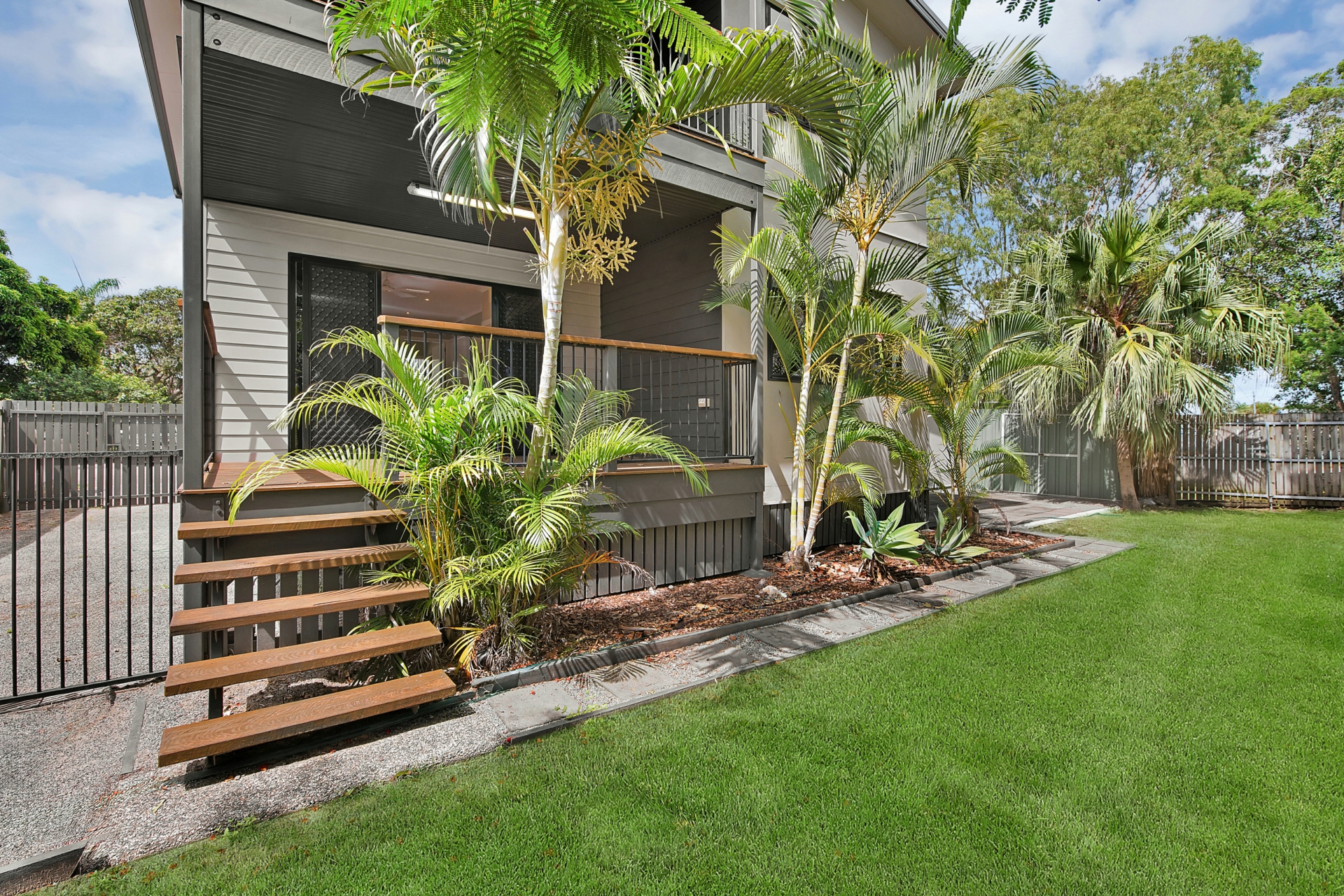 22/13-15 Vine Street, NORTH MACKAY
