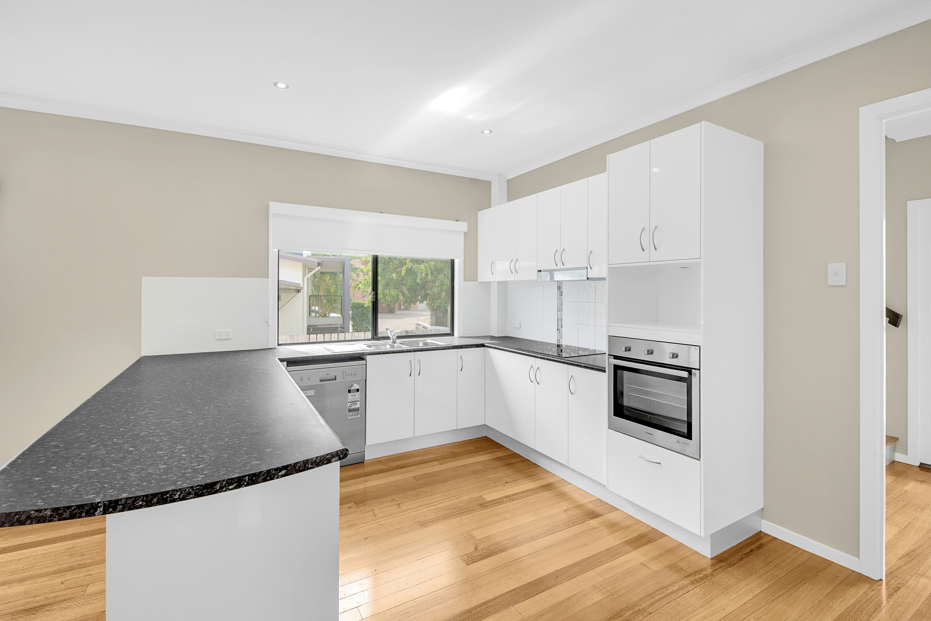 22/13-15 Vine Street, NORTH MACKAY