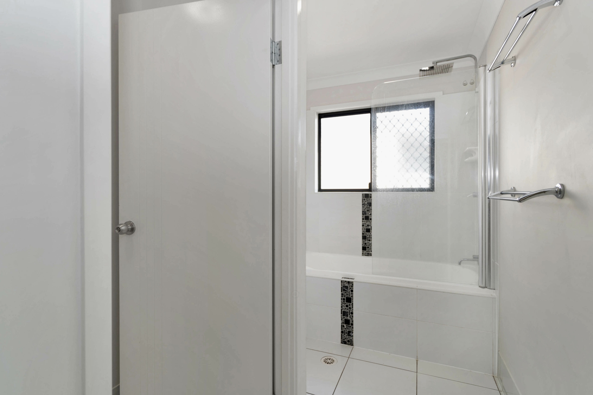 9 Henley Close, BLACKS BEACH