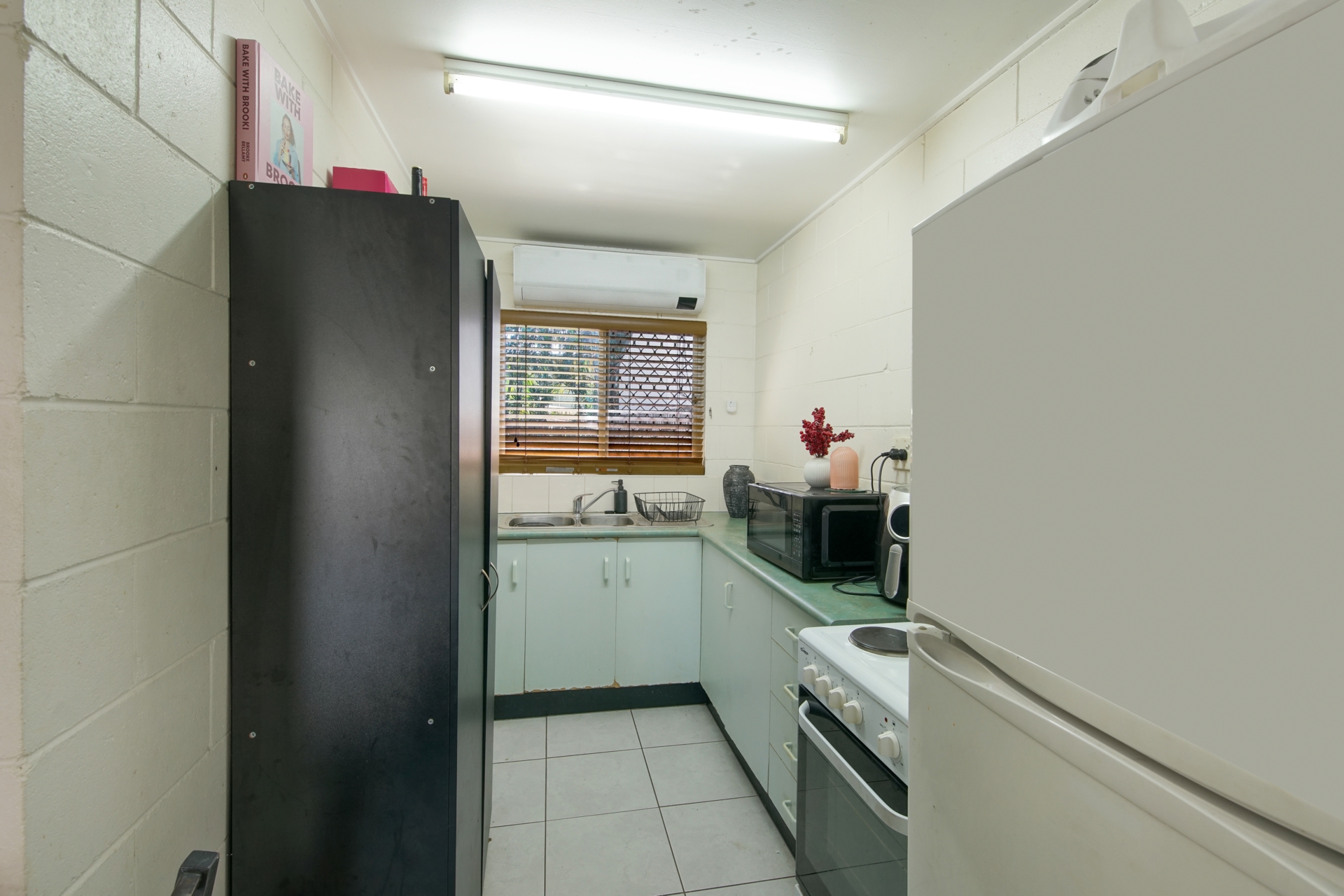 6 Dolby Court, NORTH MACKAY