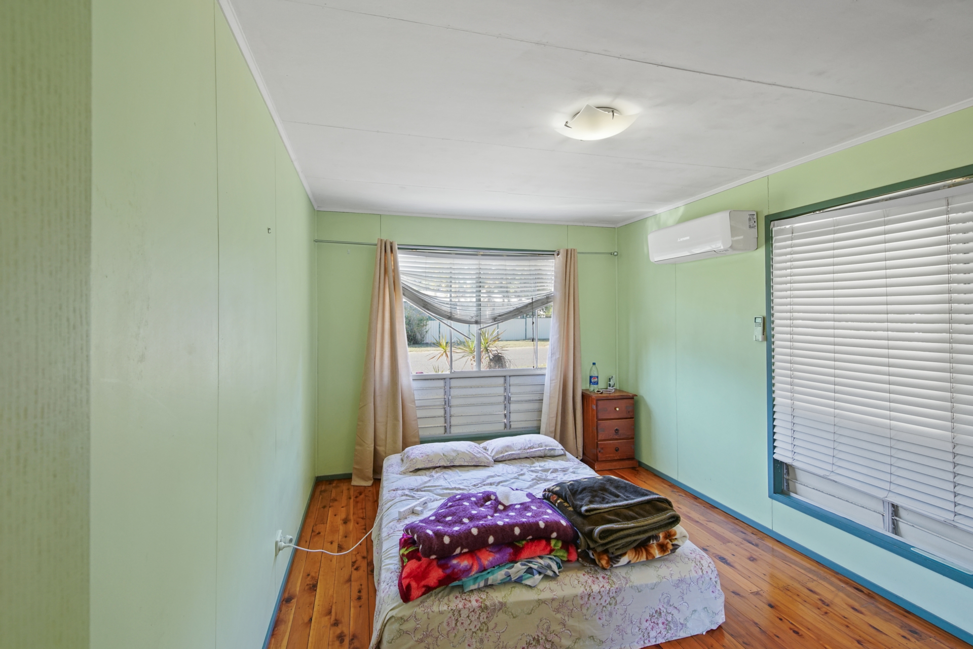 12 Munro Street — photo 6 of 10