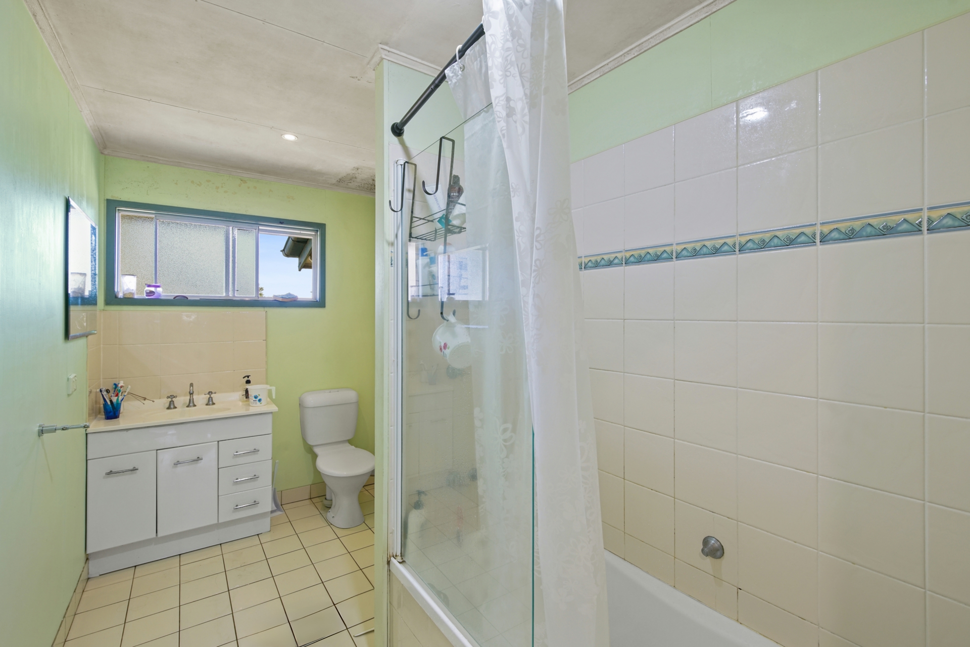 12 Munro Street — photo 8 of 10