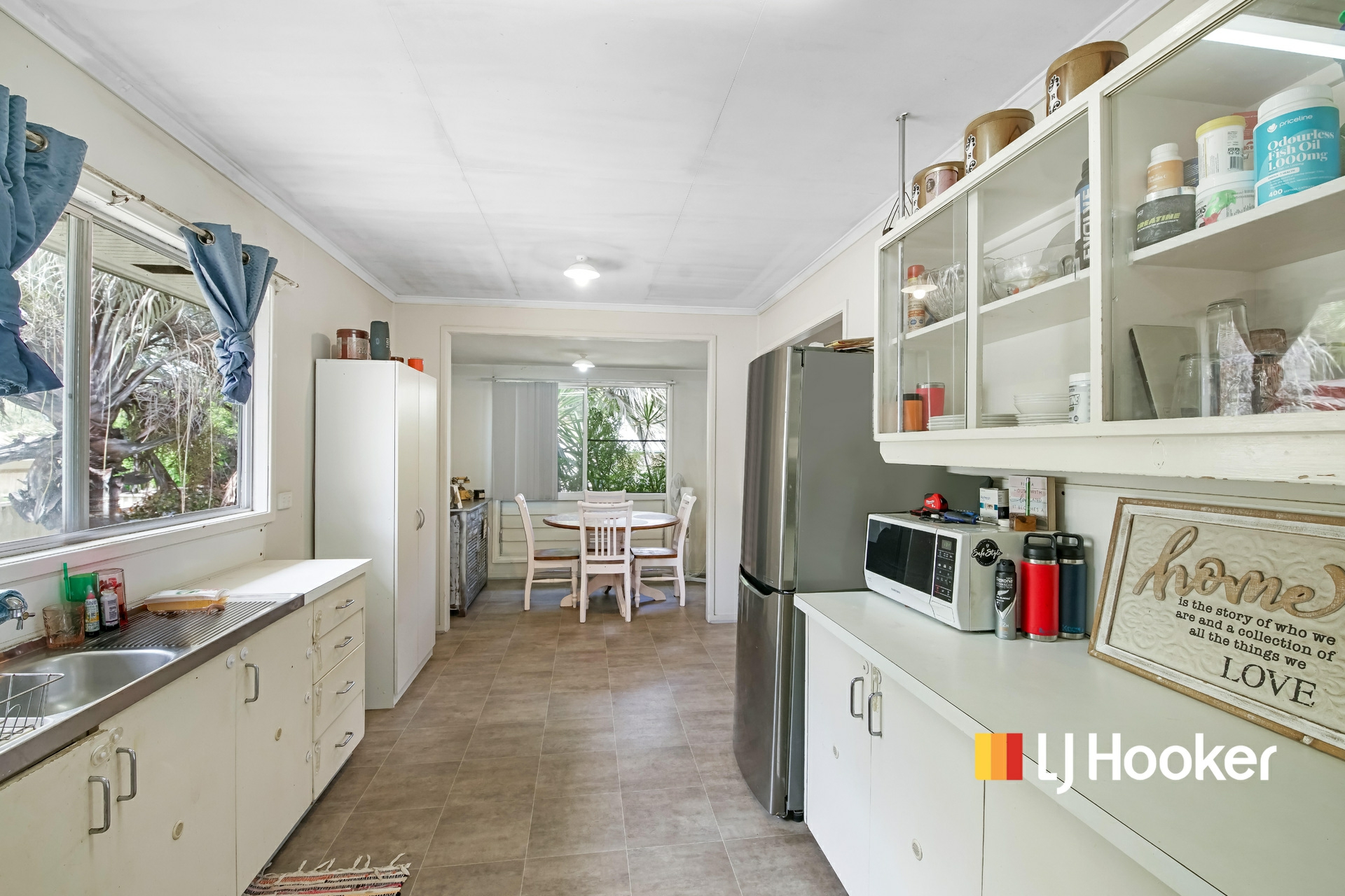20 Burke Drive — photo 5 of 10