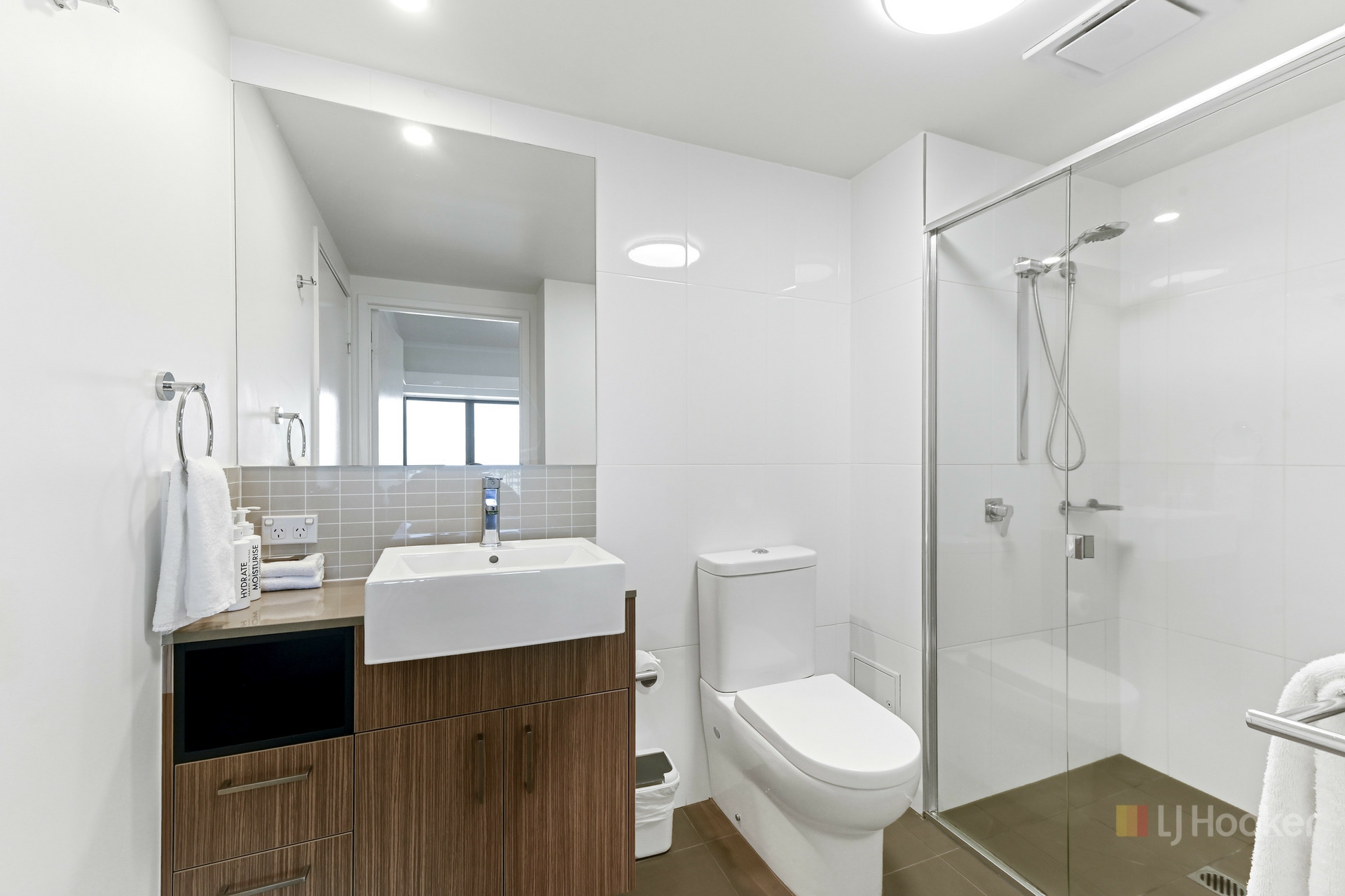 612/55 River Street — photo 15 of 17