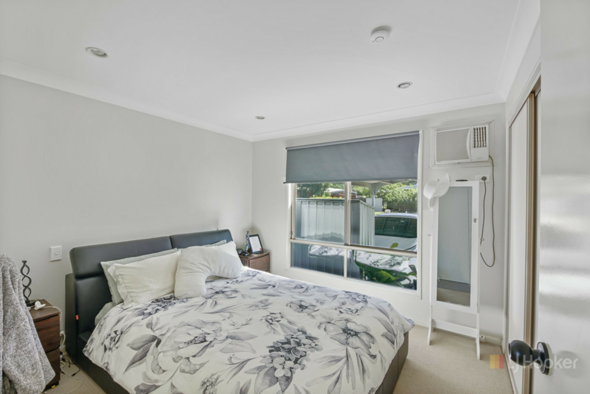 21C Beresford Crescent — photo 7 of 11