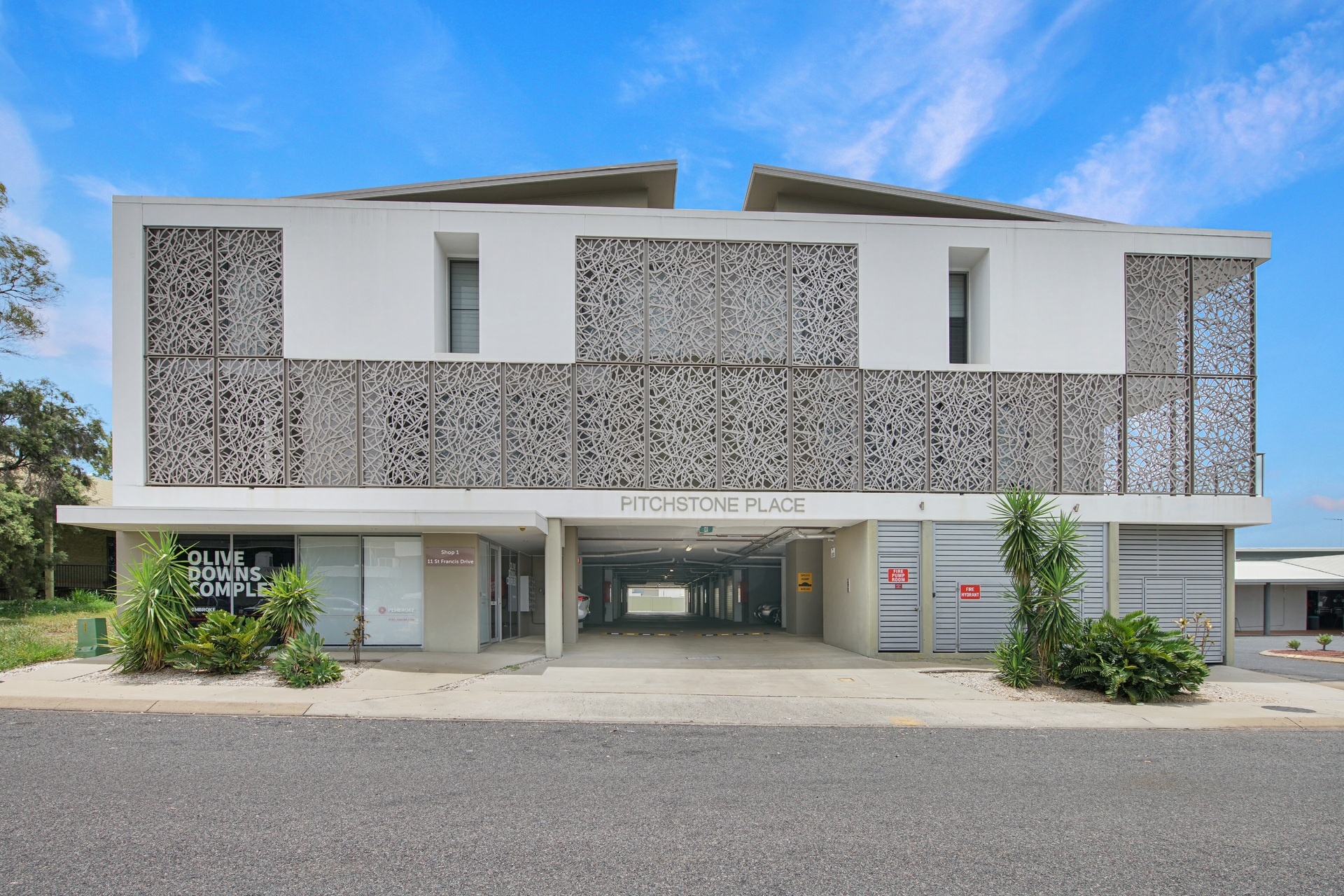 5/11 St Francis Drive — photo 2 of 13
