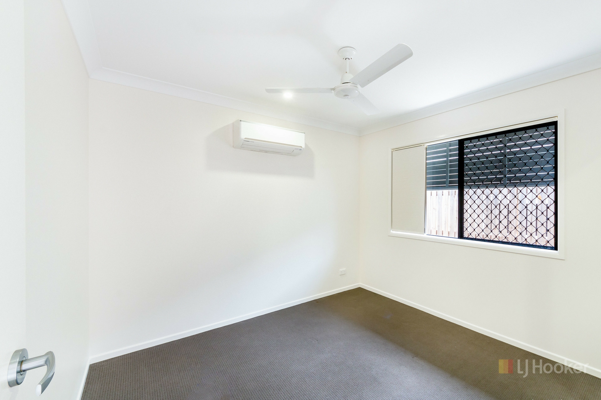 6/12 Kierra Drive — photo 8 of 12