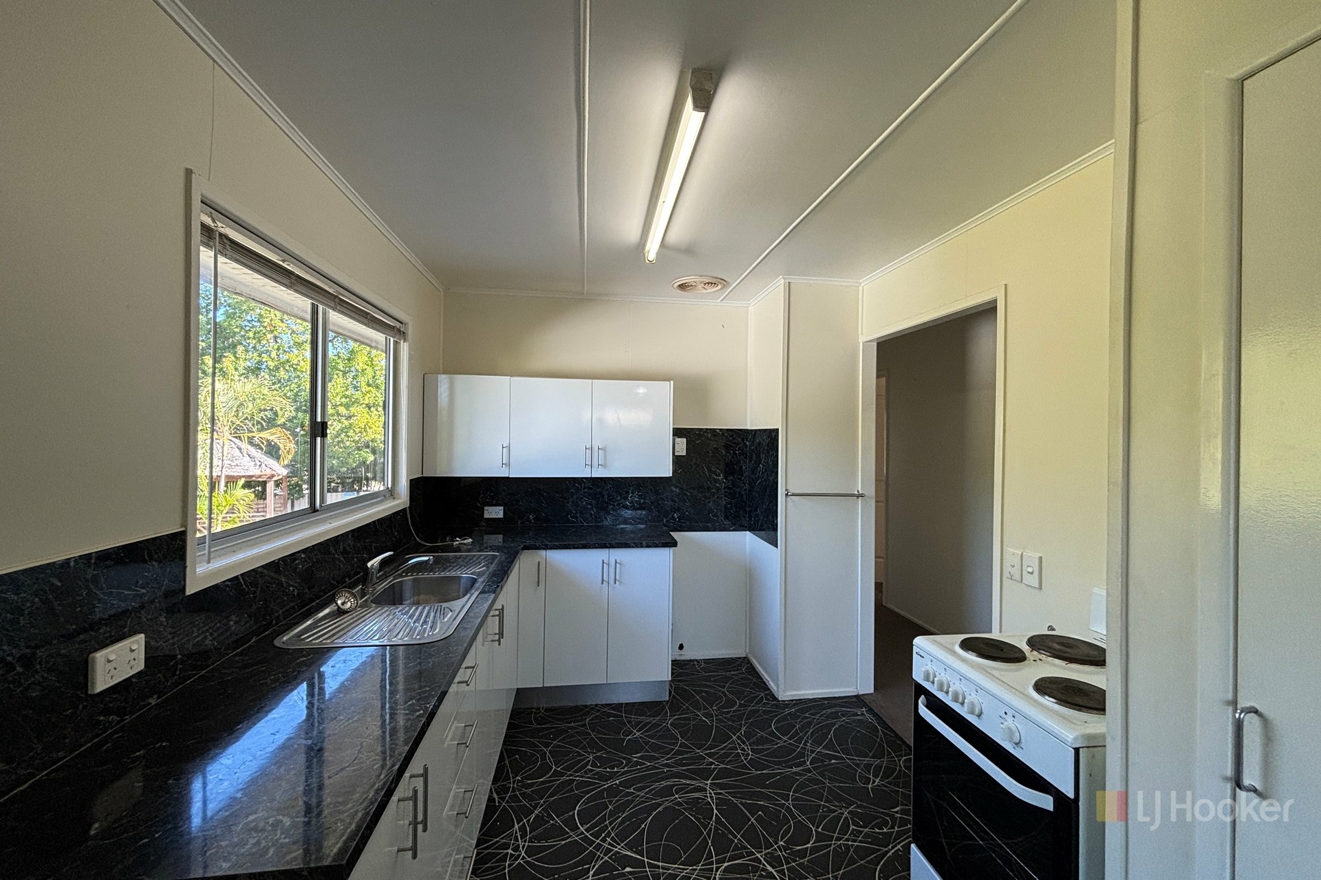 6 Eales Street — photo 8 of 12