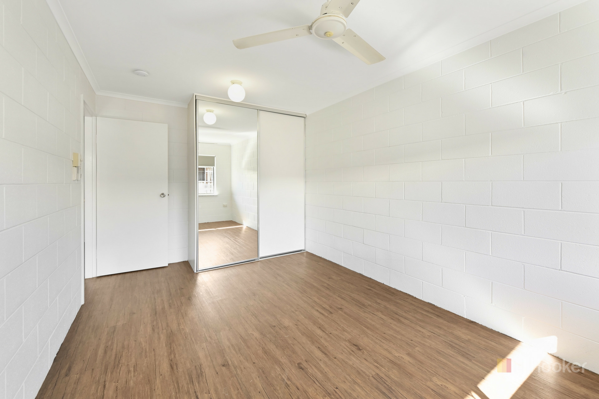 6/10 East Gordon Street — photo 7 of 11