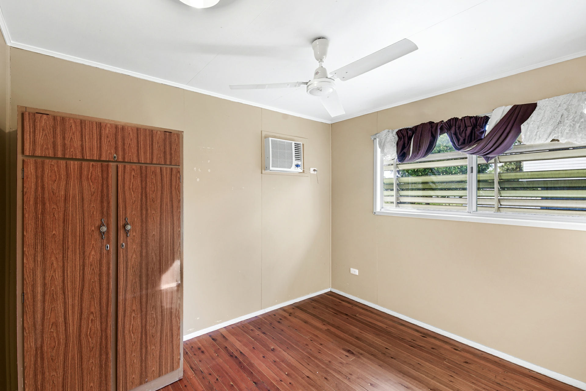 15 Brennan Street — photo 8 of 10