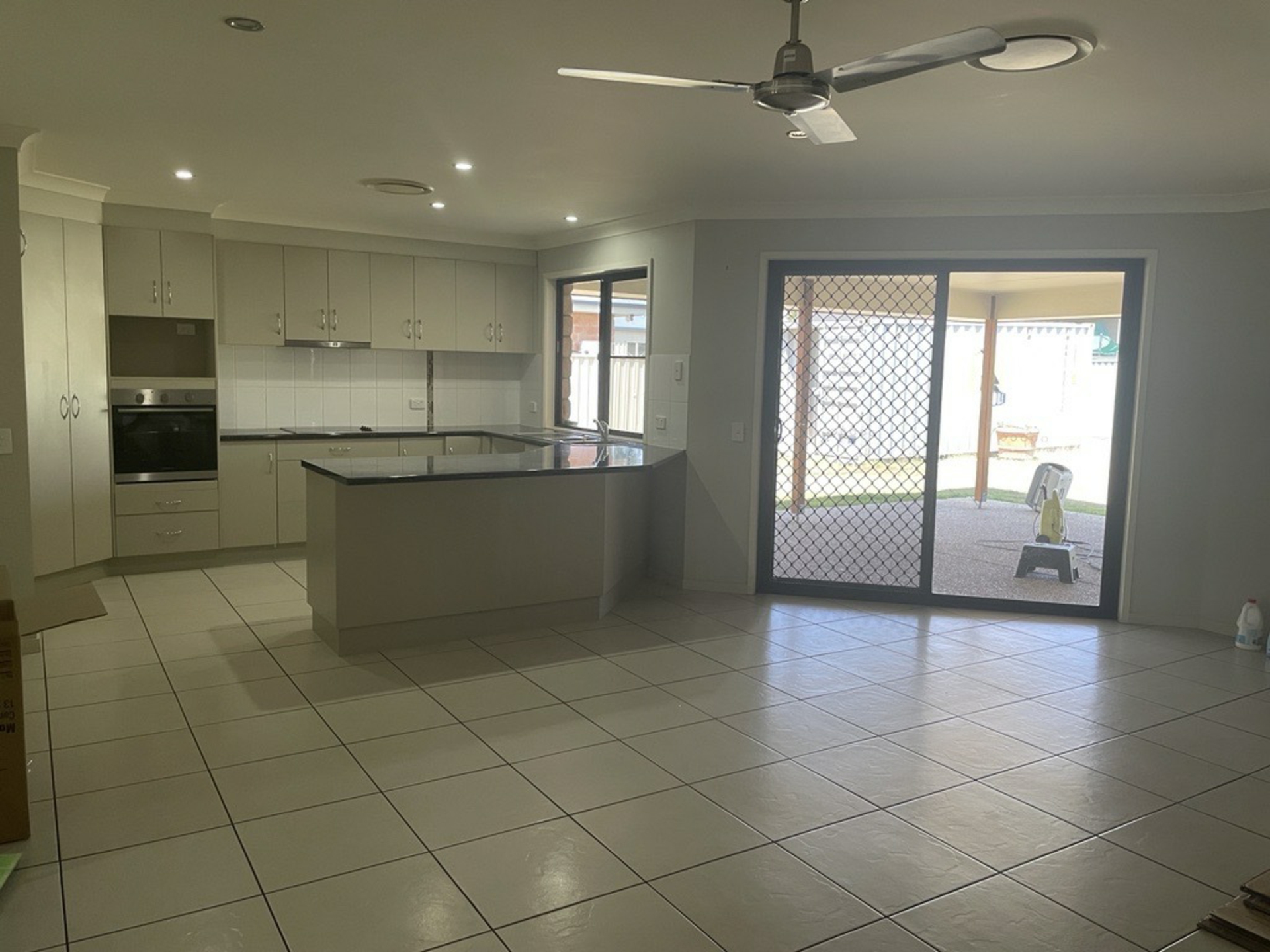 27 Lambert Drive — photo 3 of 14