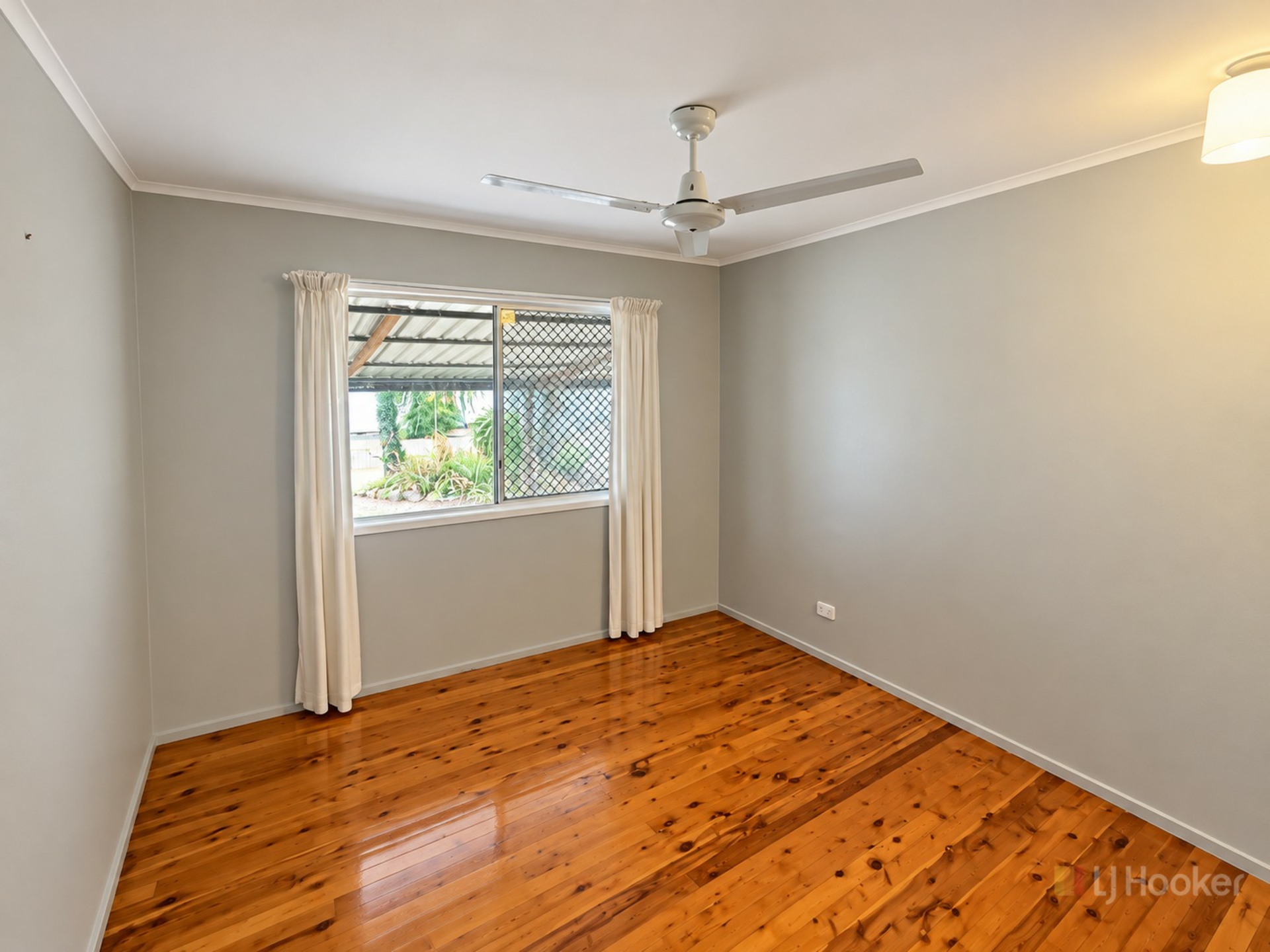 12 McCartney Street — photo 8 of 12