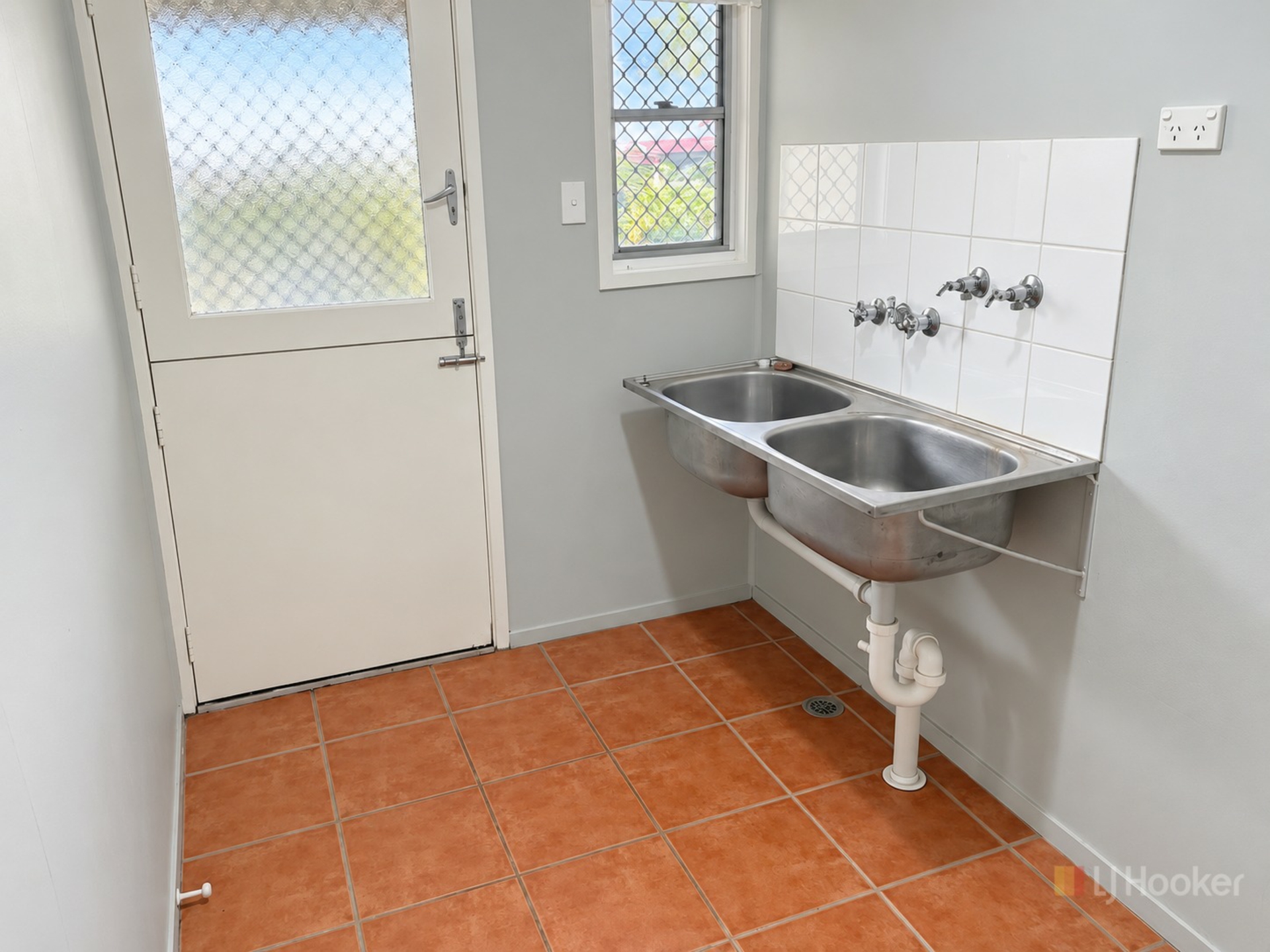 12 McCartney Street — photo 10 of 12