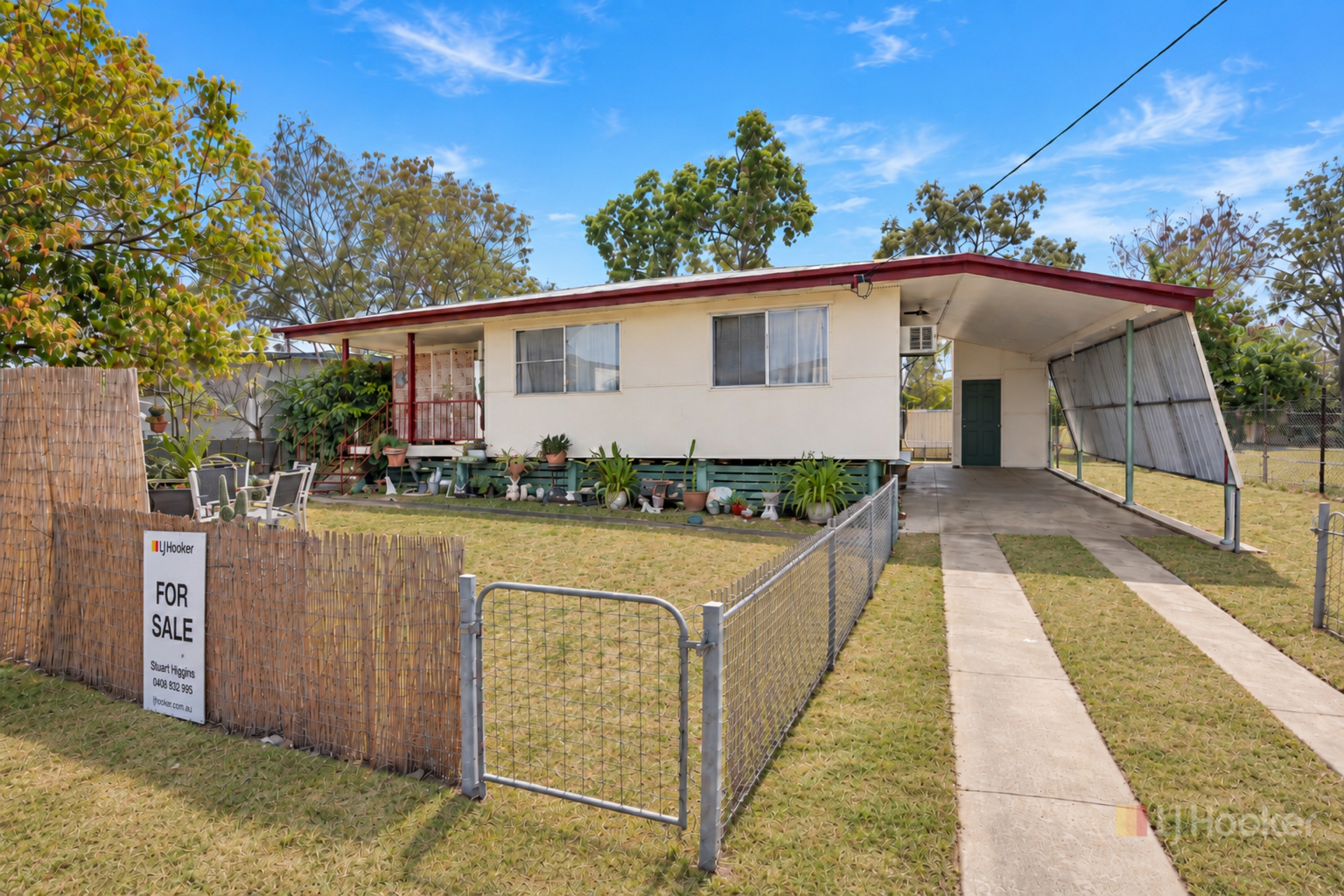 27 Shannon Crescent — photo from LJ Hooker Mackay Group