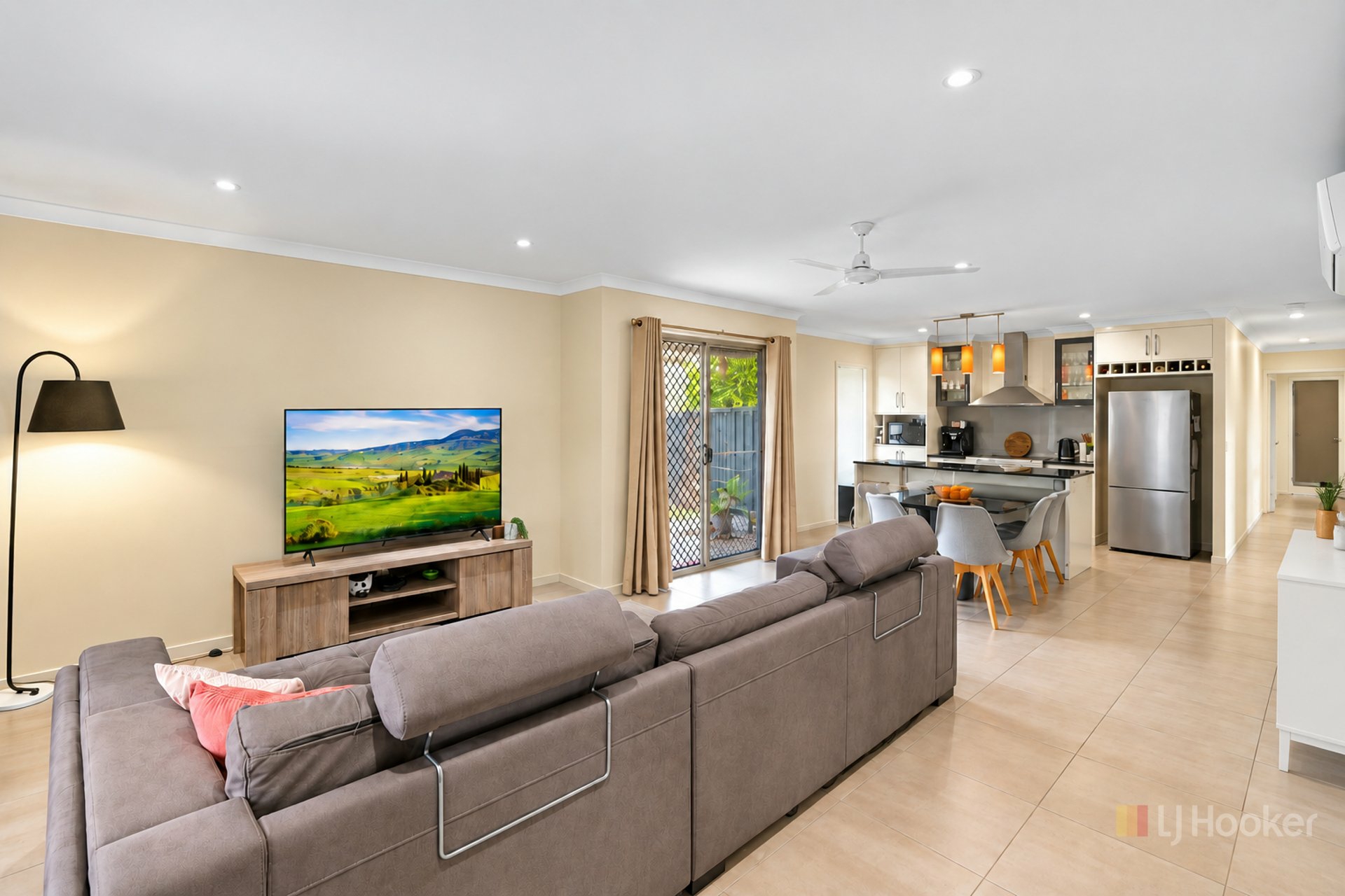 42 Sonoran Street — photo 4 of 10