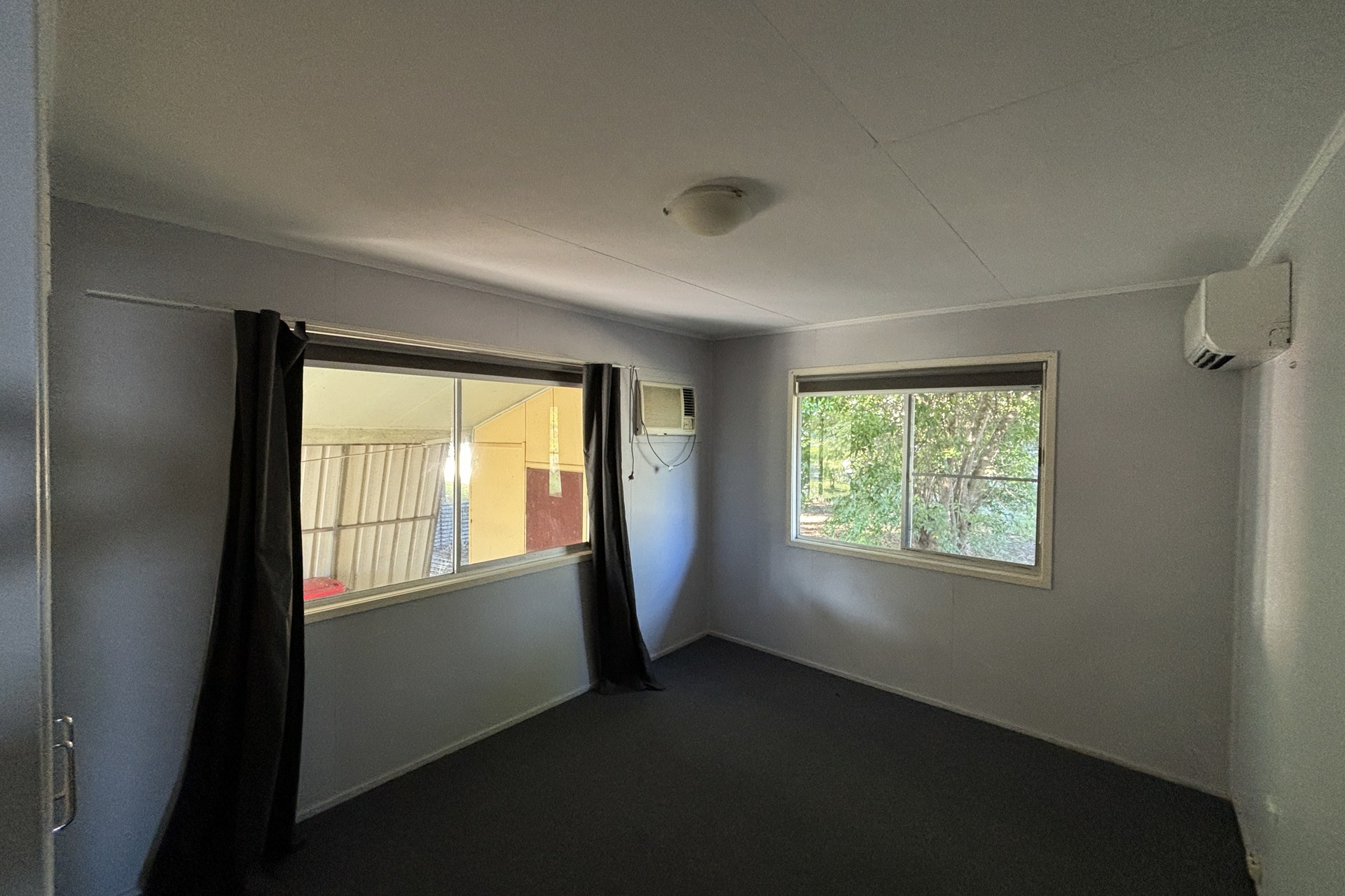 61 Beardmore Crescent — photo 5 of 12
