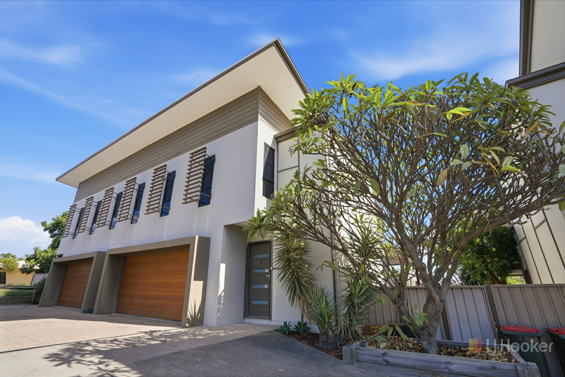 2/10 Barcoo Drive — photo 15 of 15