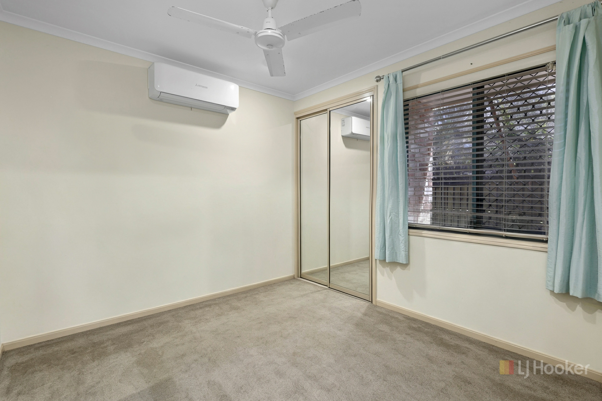 14 Marine Parade — photo 11 of 17