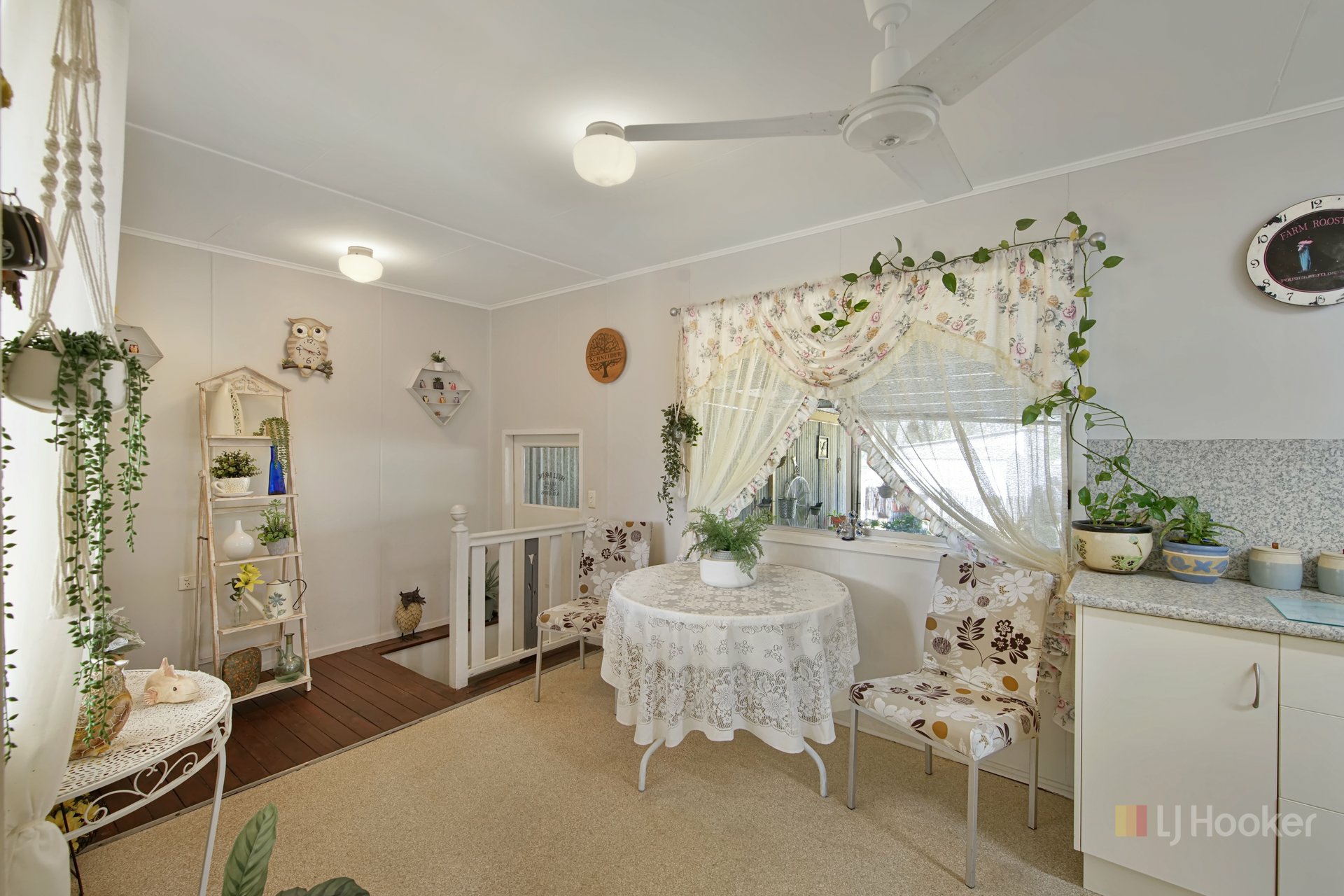 17 Beresford Crescent — photo 7 of 13
