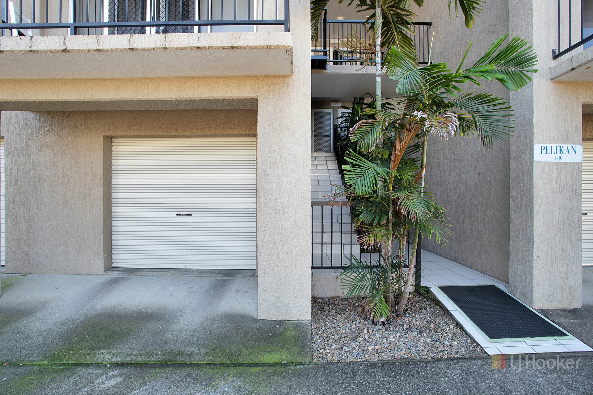 1/11 Bridge Road — photo 2 of 9