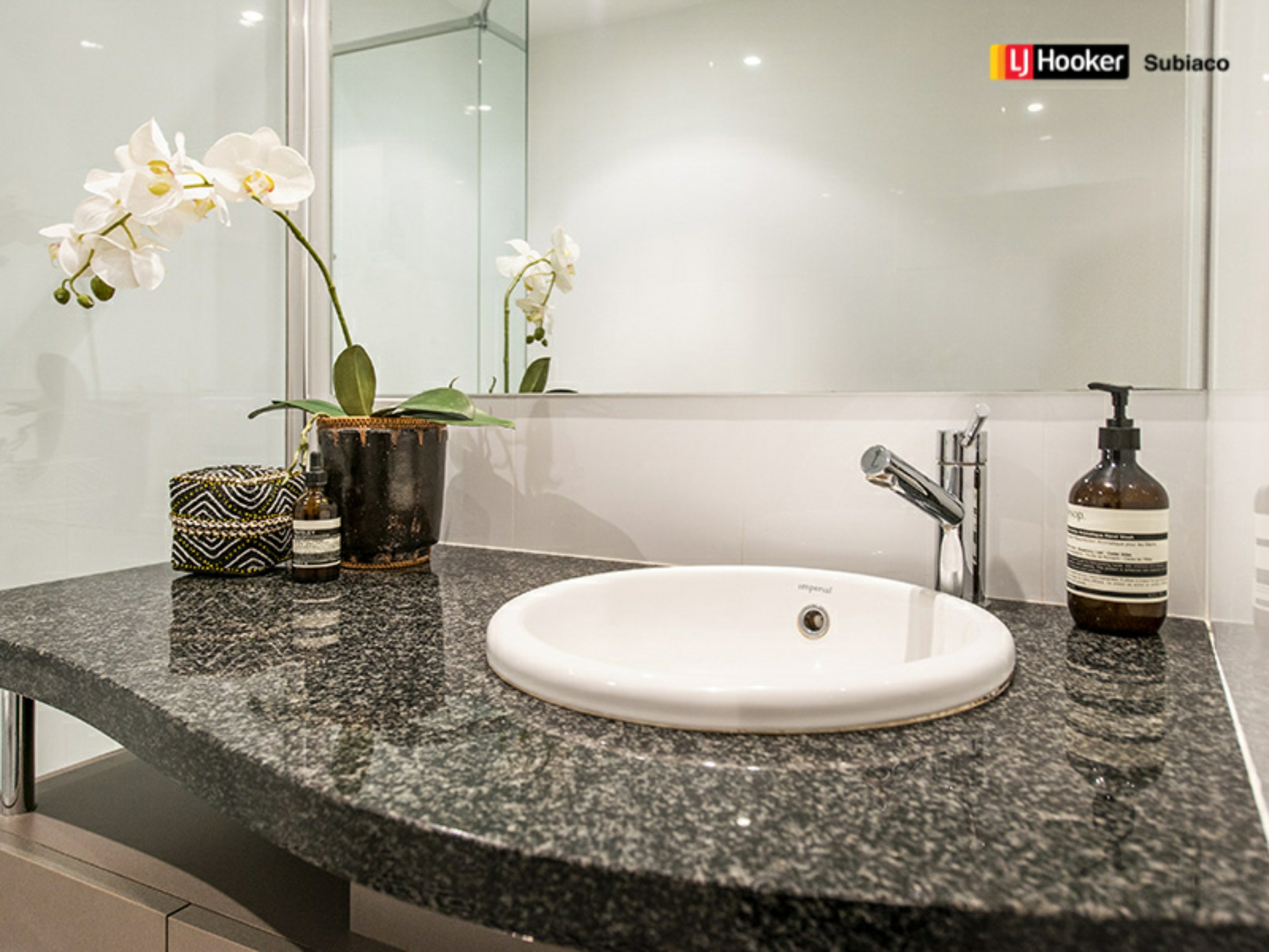 30/1 Roydhouse Street, SUBIACO
