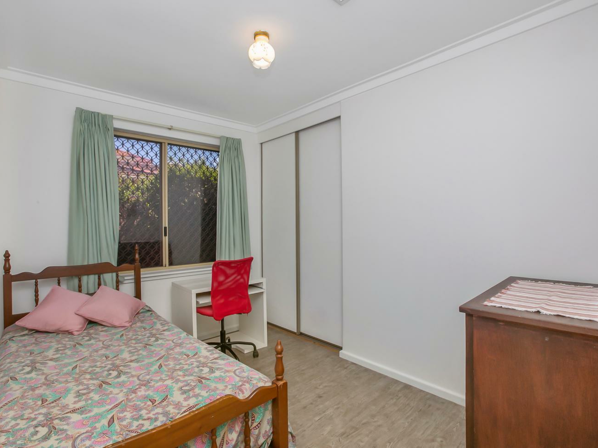 4/41 Eric Street, COMO