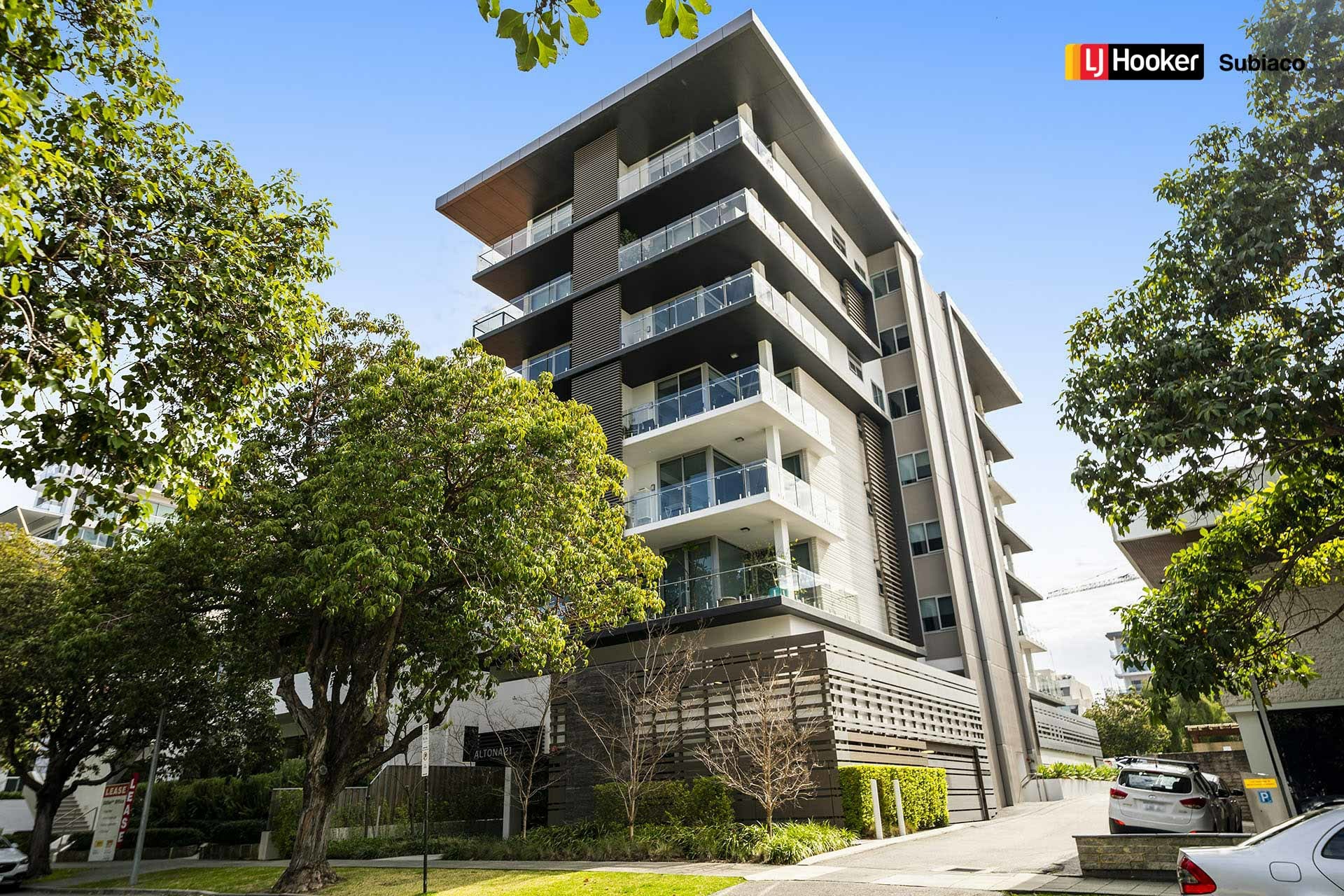 2/21 Altona Street, WEST PERTH