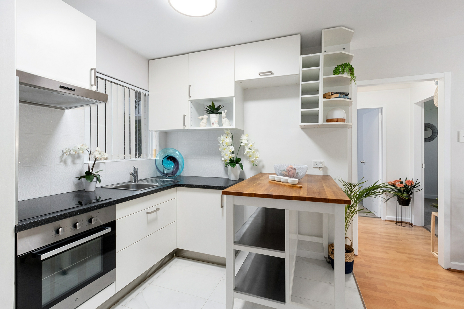 2/381 Barker Road, SUBIACO