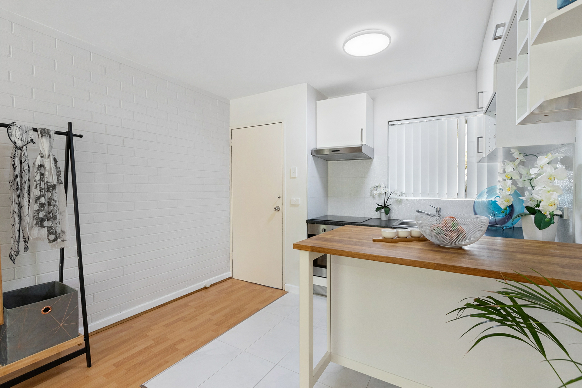 2/381 Barker Road, SUBIACO