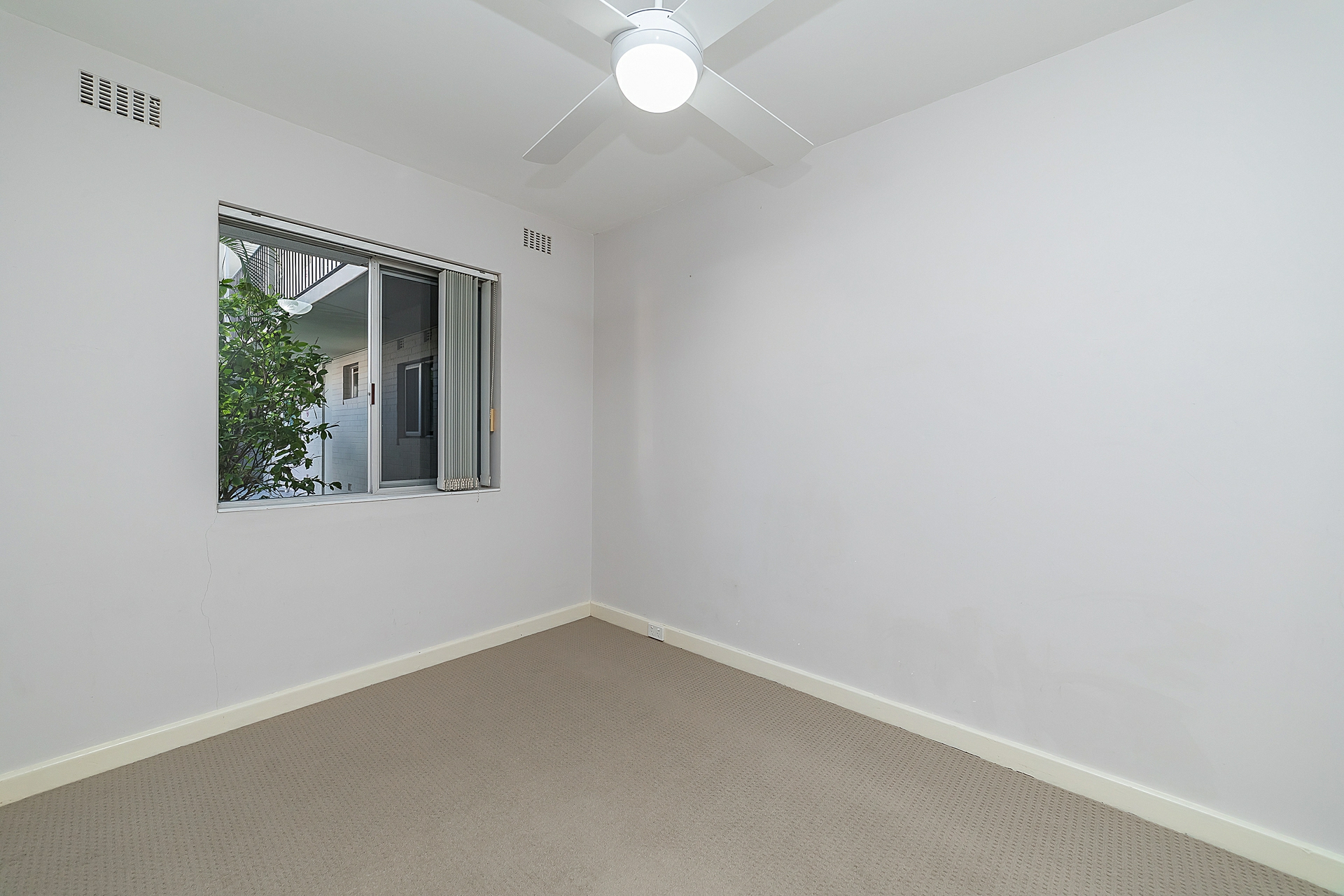 2/381 Barker Road, SUBIACO