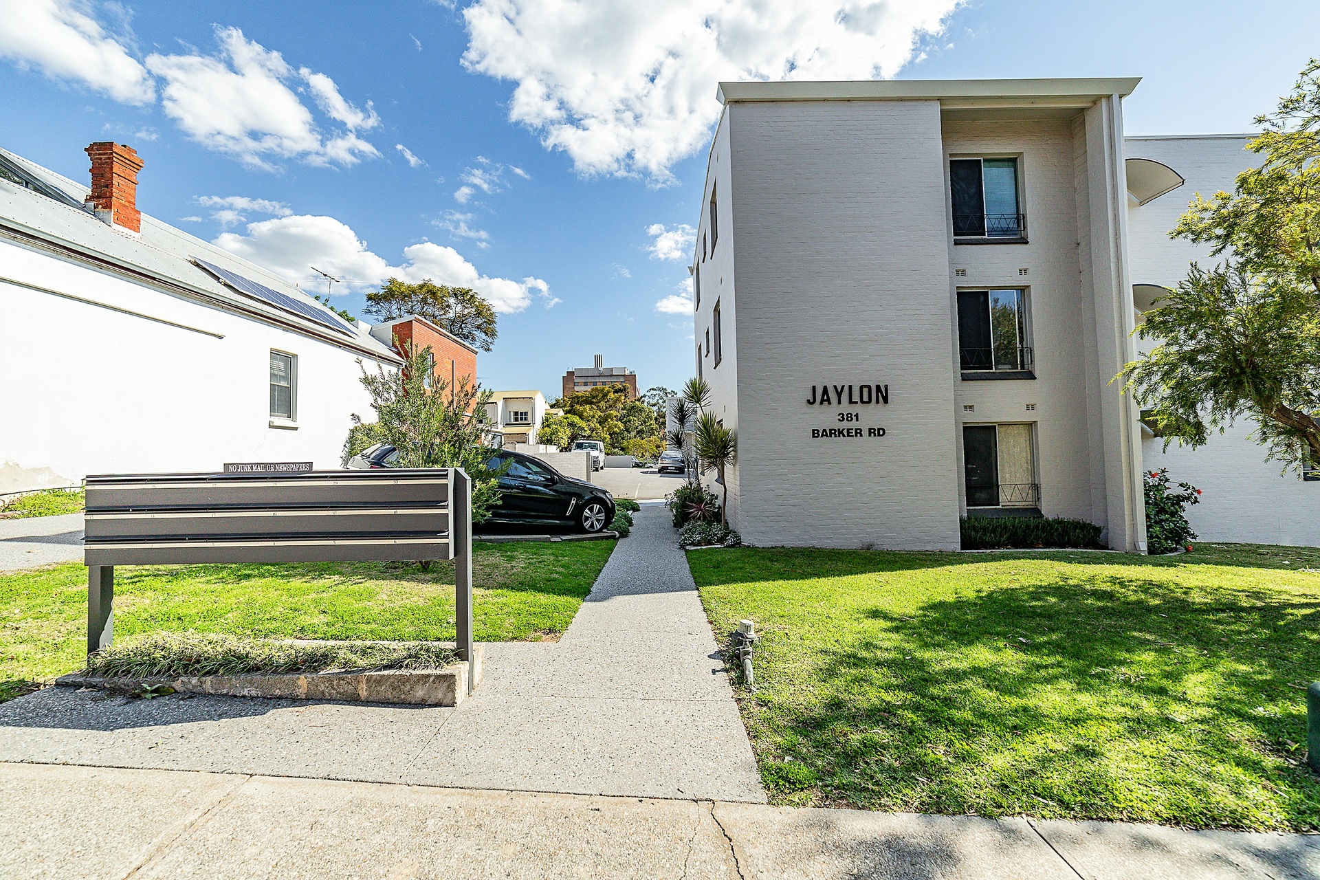 2/381 Barker Road, SUBIACO