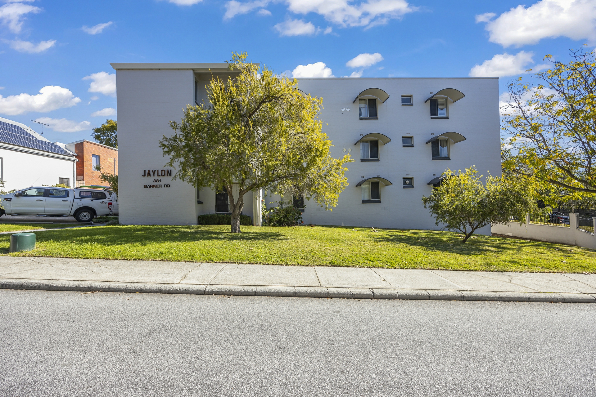 2/381 Barker Road, SUBIACO