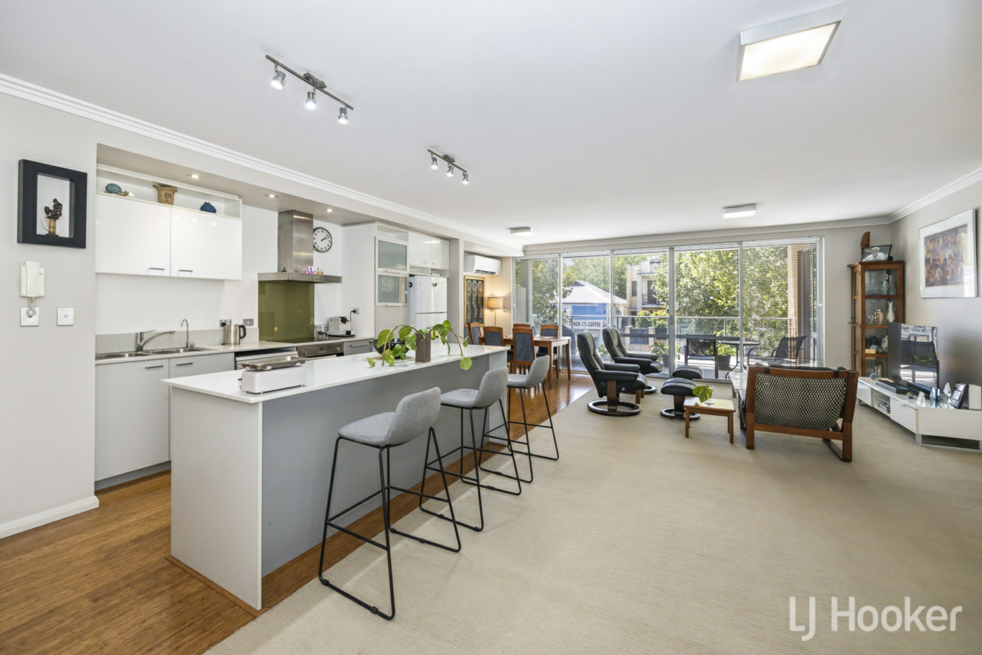 1/137 Cambridge Street, WEST LEEDERVILLE