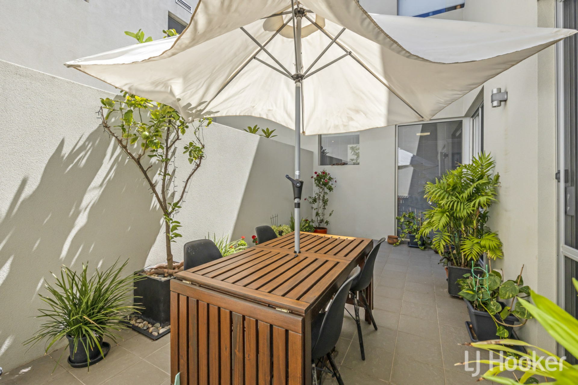 1/137 Cambridge Street, WEST LEEDERVILLE